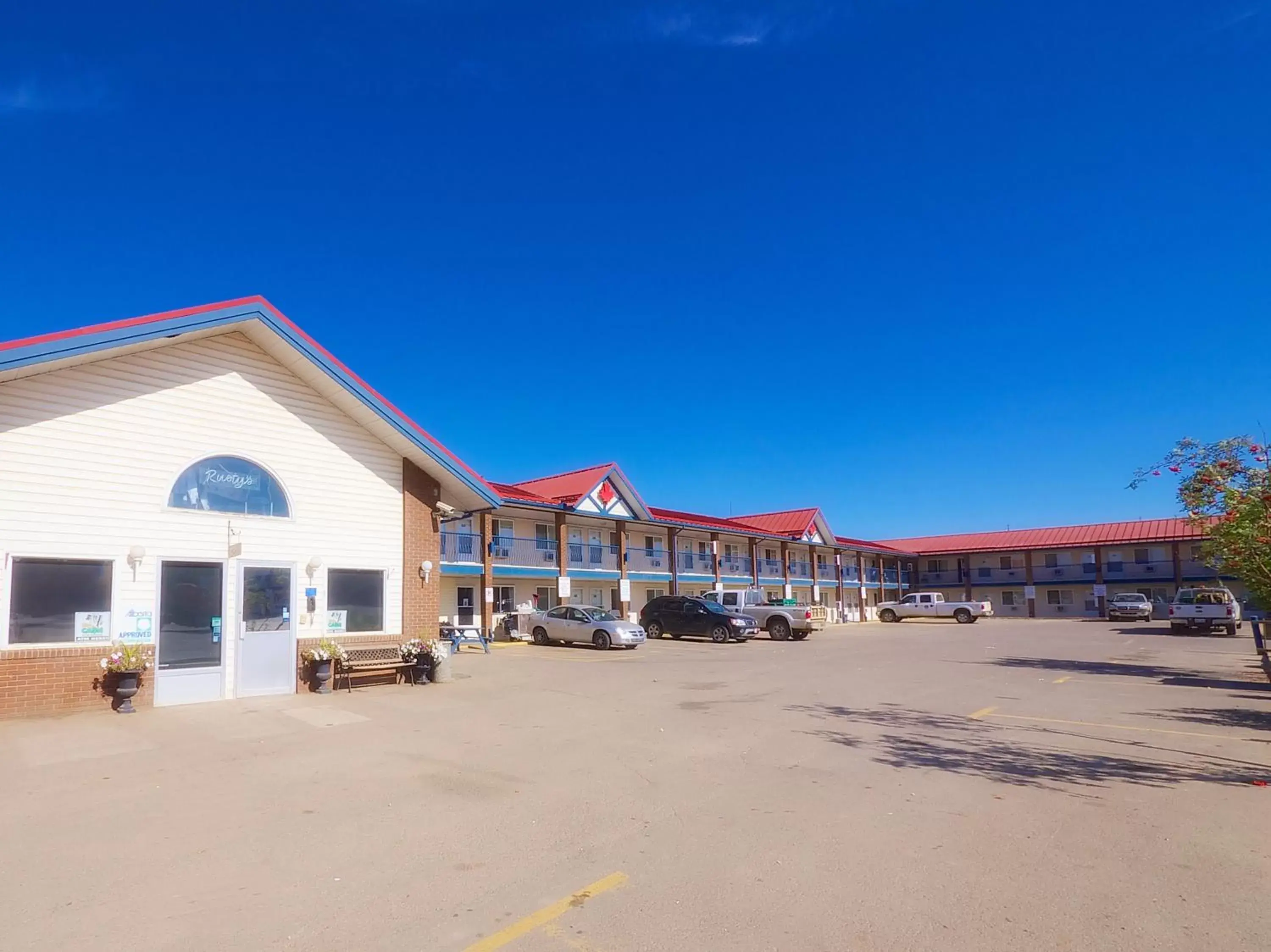 Property Building in BCMInns - Fort McMurray - Rusty's