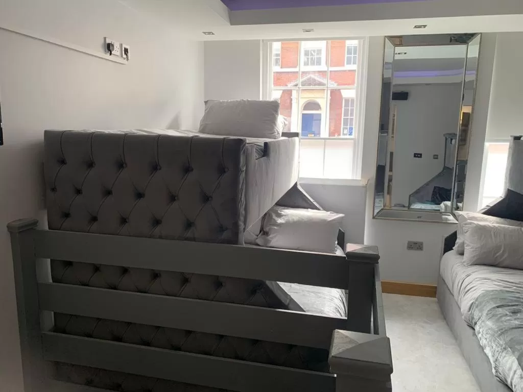 Bed in Belvedere Aparthotel - 83 Mount Pleasant