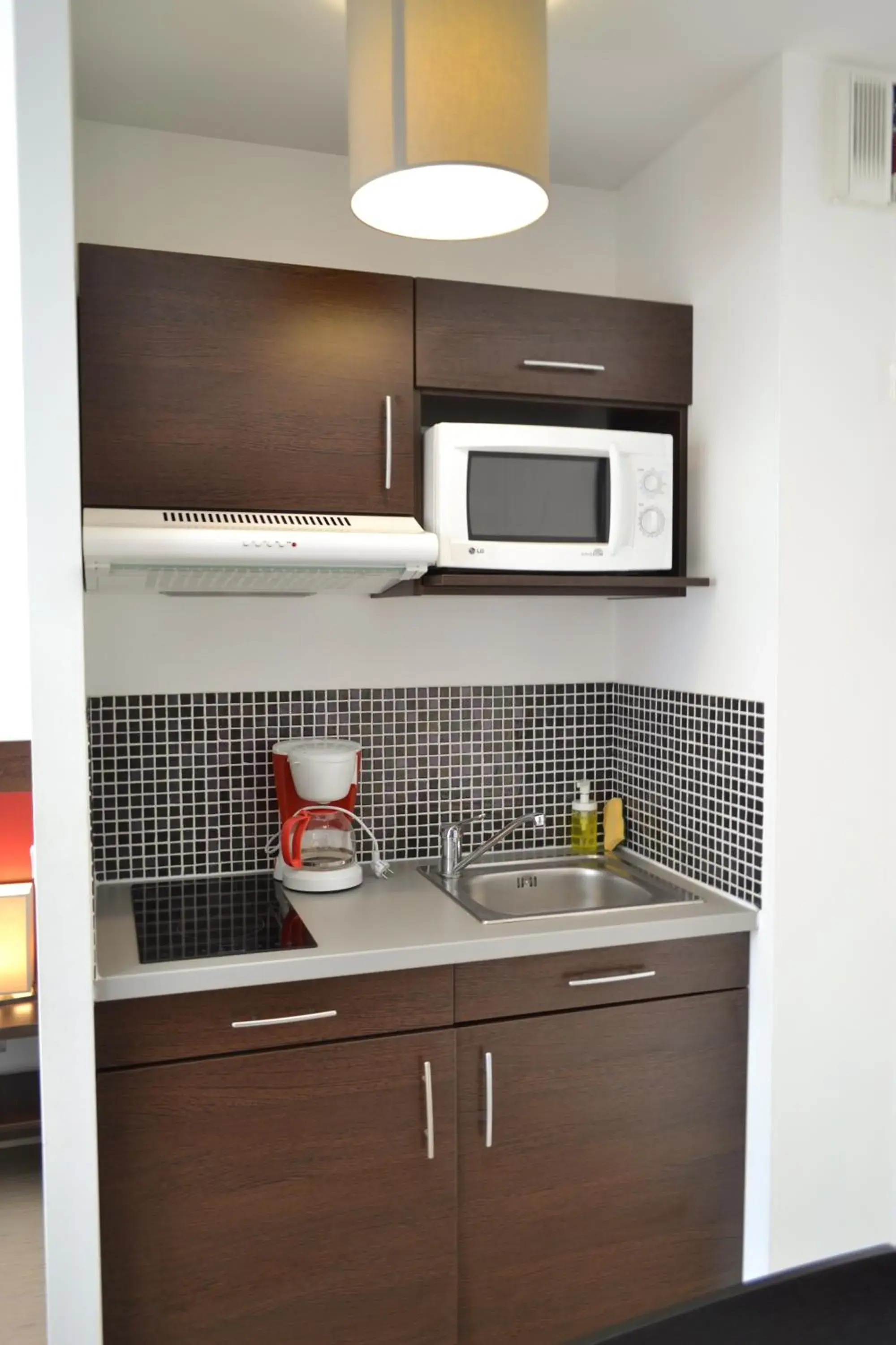 Kitchen or kitchenette, Kitchen/Kitchenette in Residhotel Lille Vauban