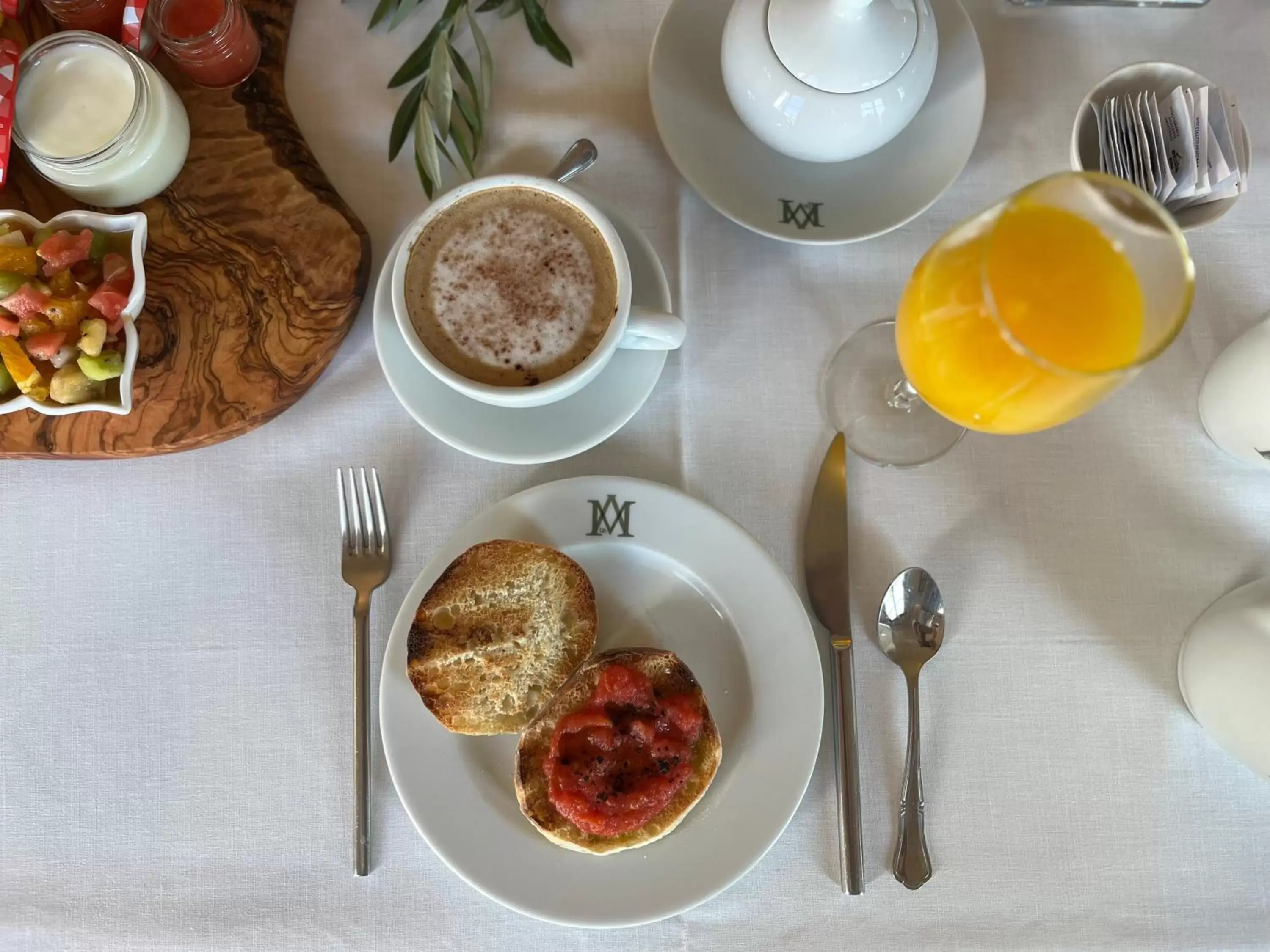 Breakfast in Hotel Boutique Molino del Arco