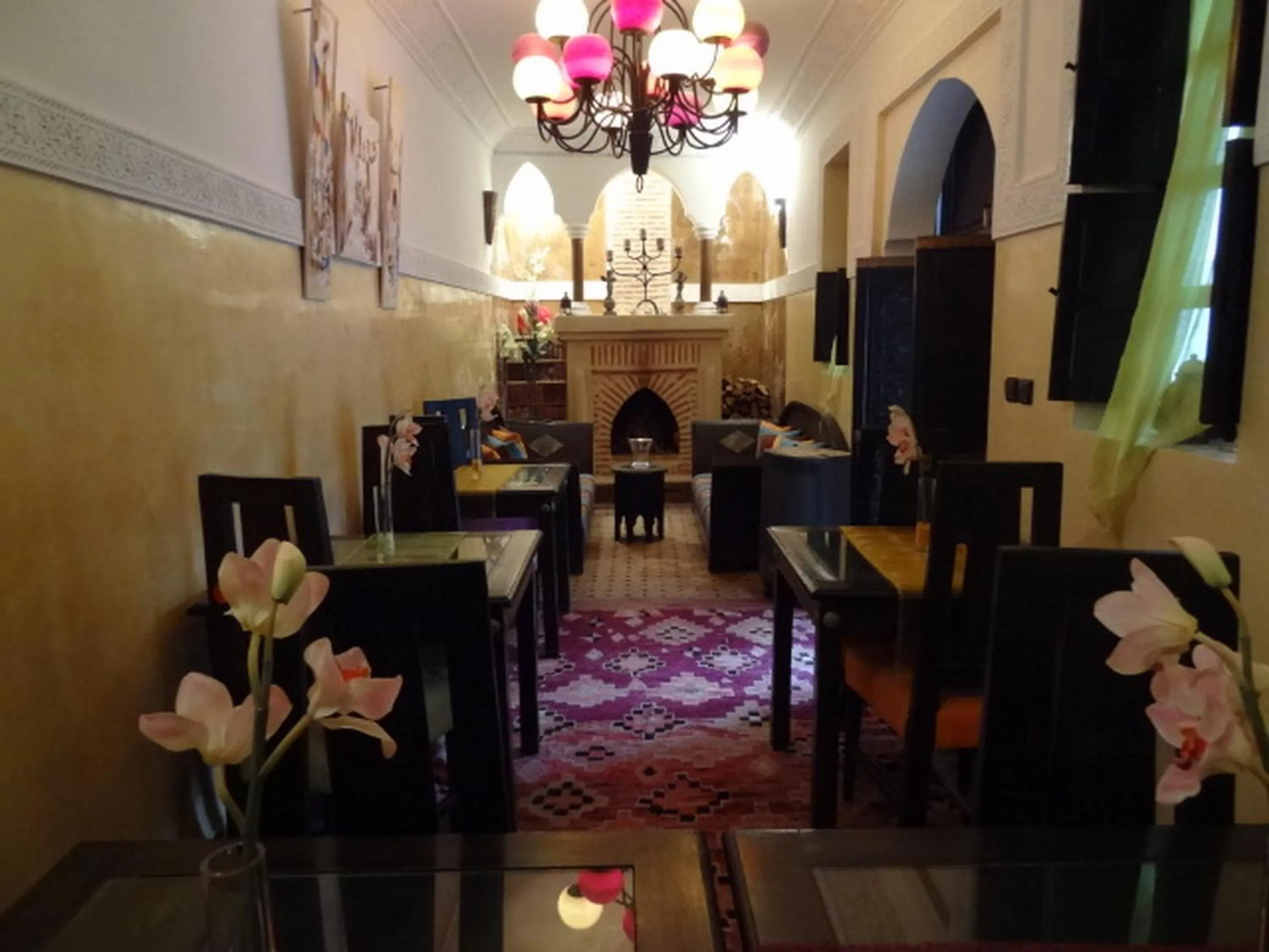 Restaurant/places to eat in Riad Eloise