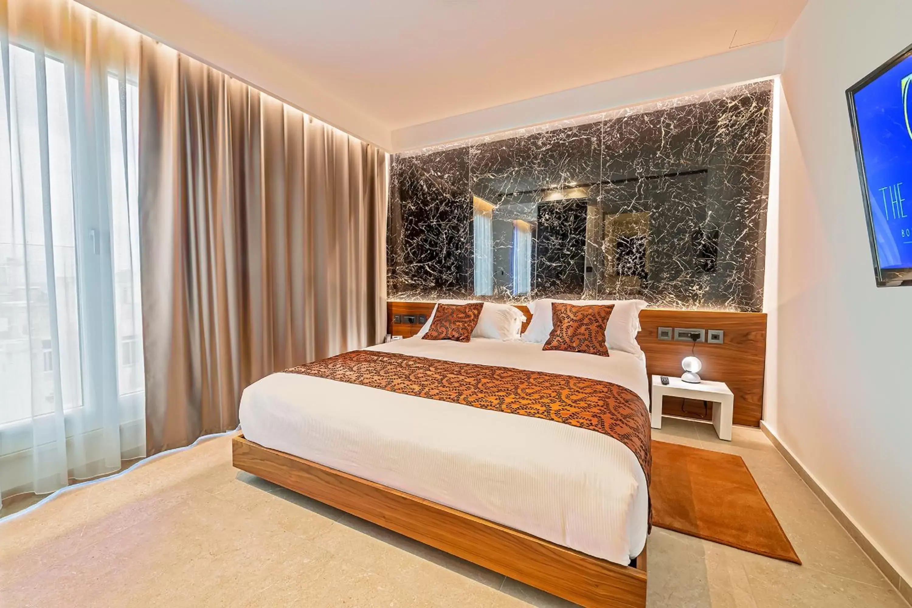 Deluxe Suite with Sea View in The Capital Boutique Hotel Deluxe Suite with Sea View in The Capital Boutique Hotel