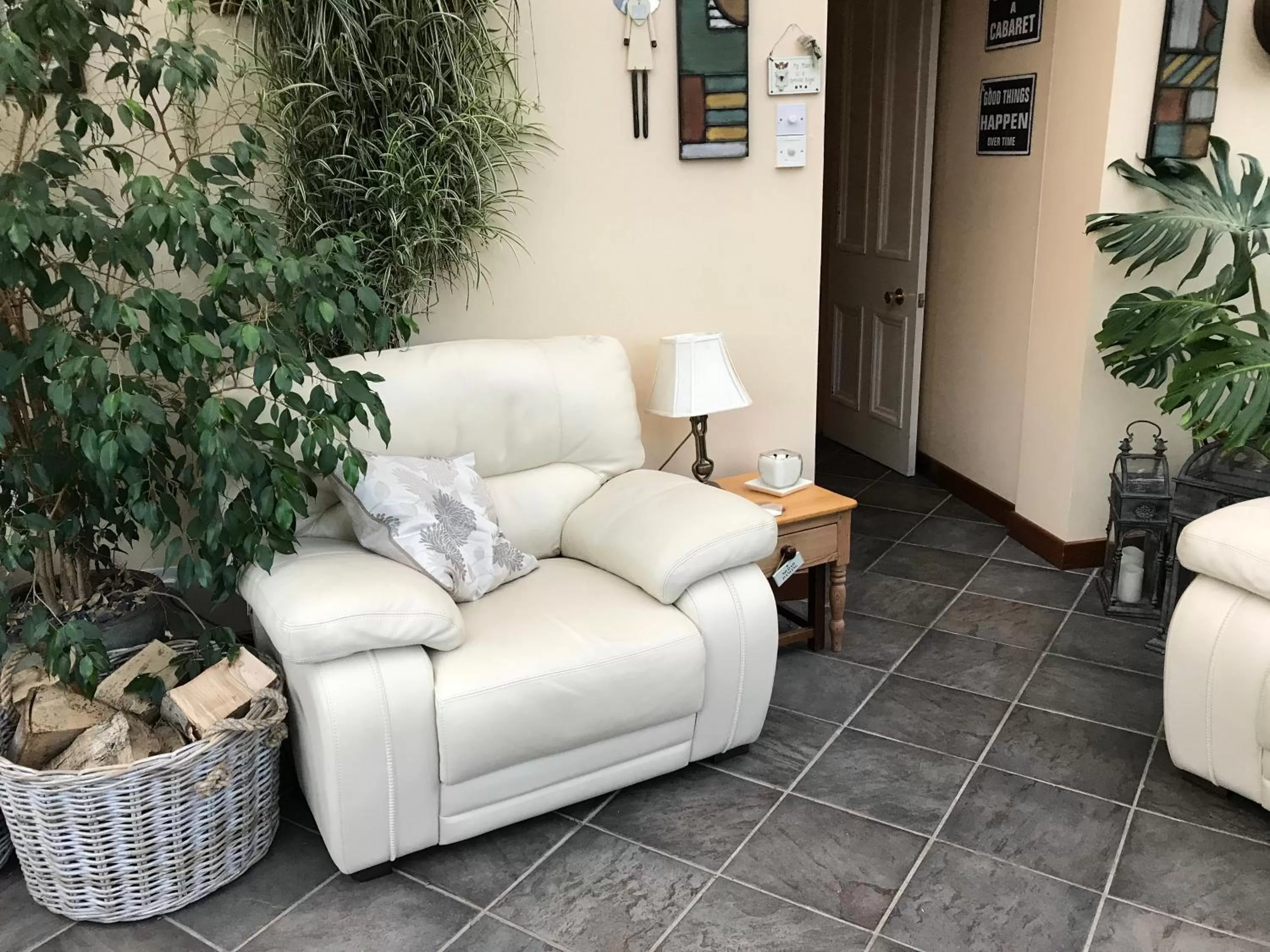 Seating Area in 36 TheMall