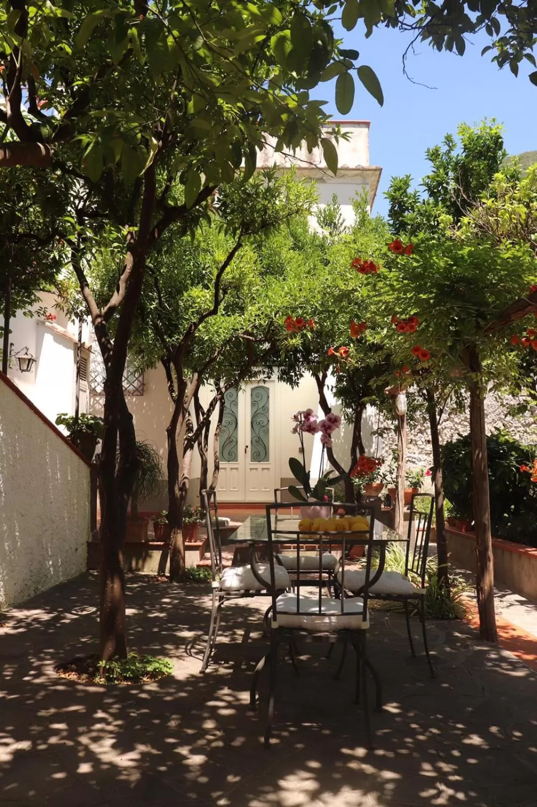 Property building in Casa Amorino