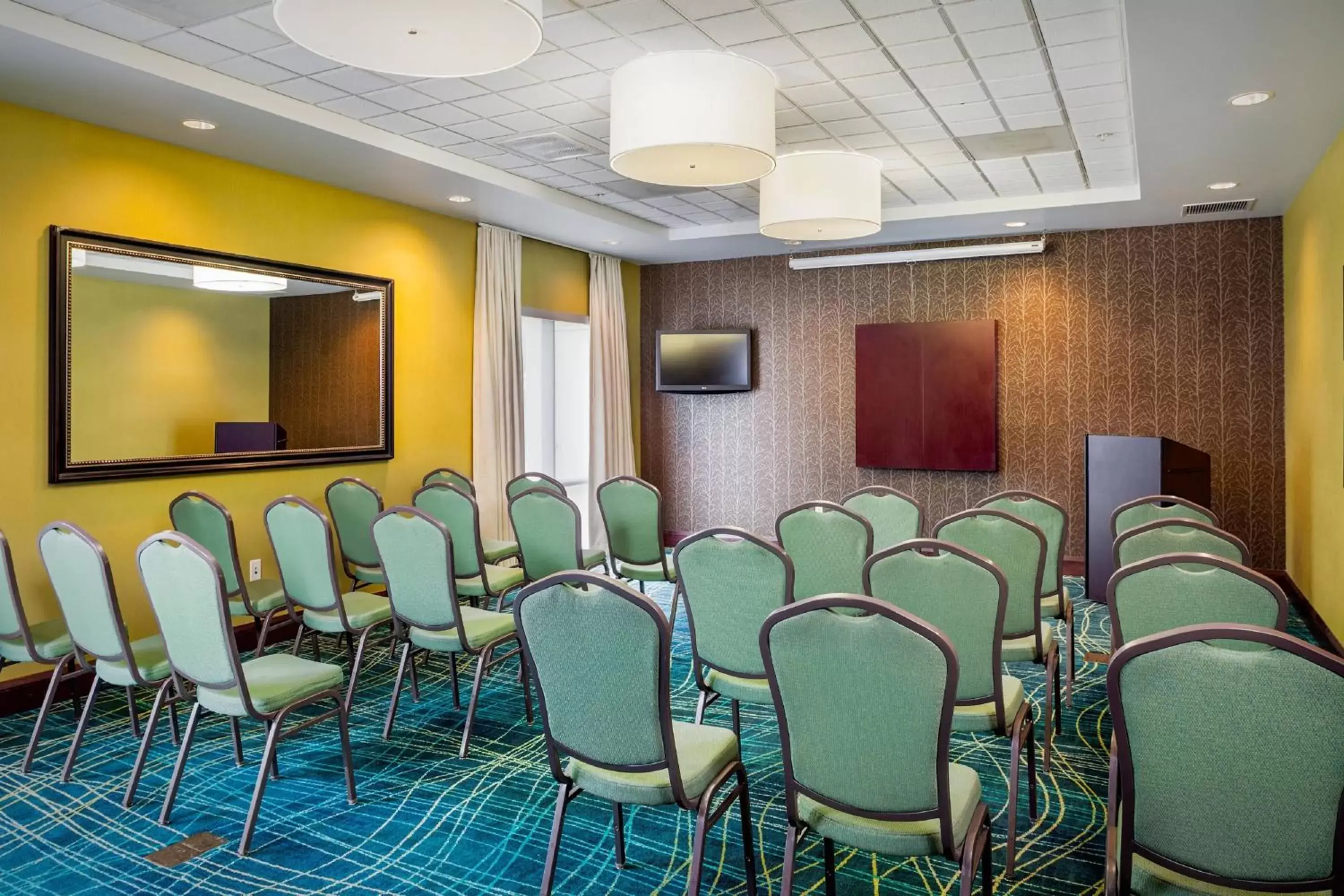 Meeting/conference room in SpringHill Suites by Marriott Modesto