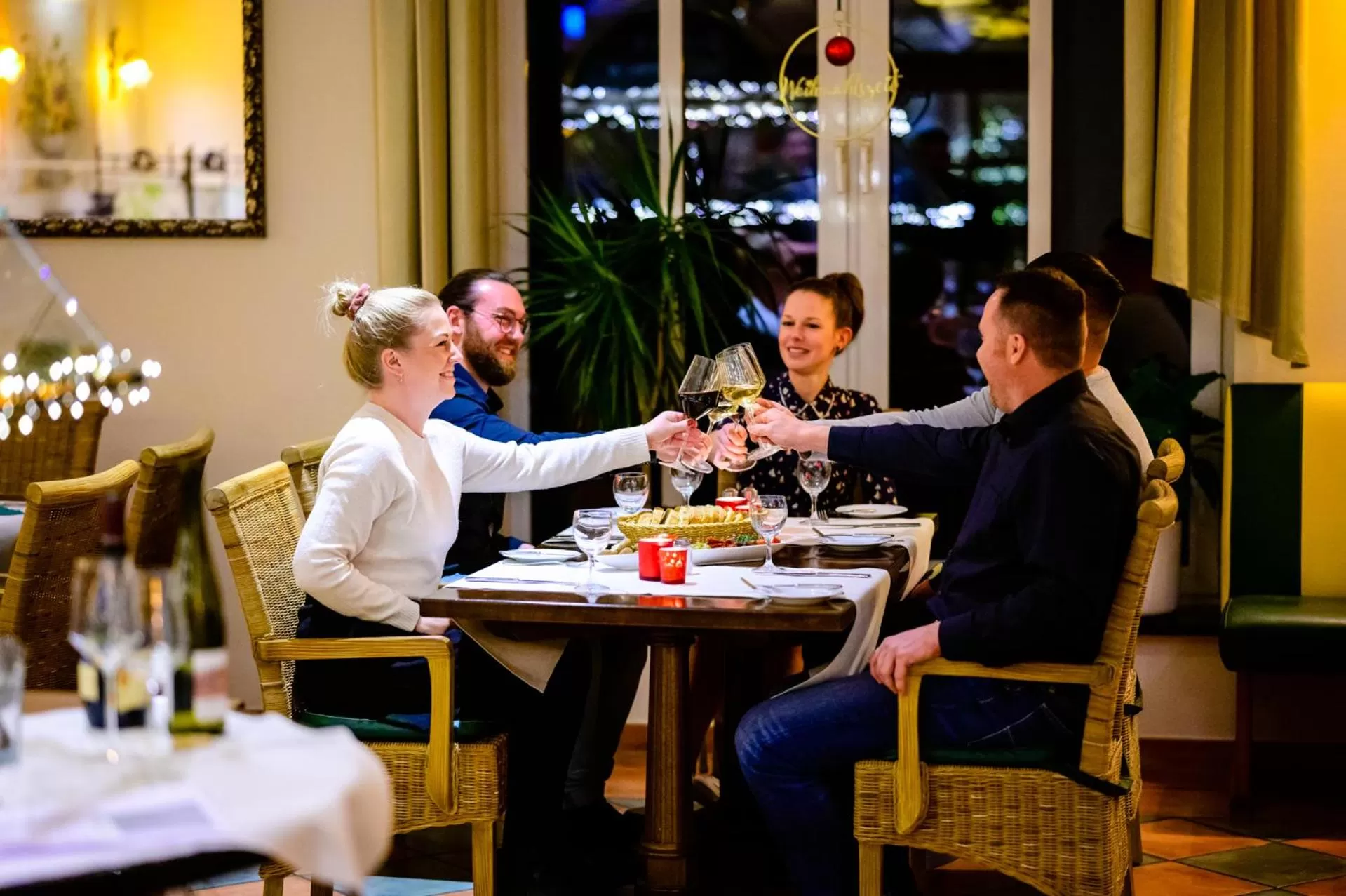 Restaurant/places to eat in Best Western Wein- und Parkhotel