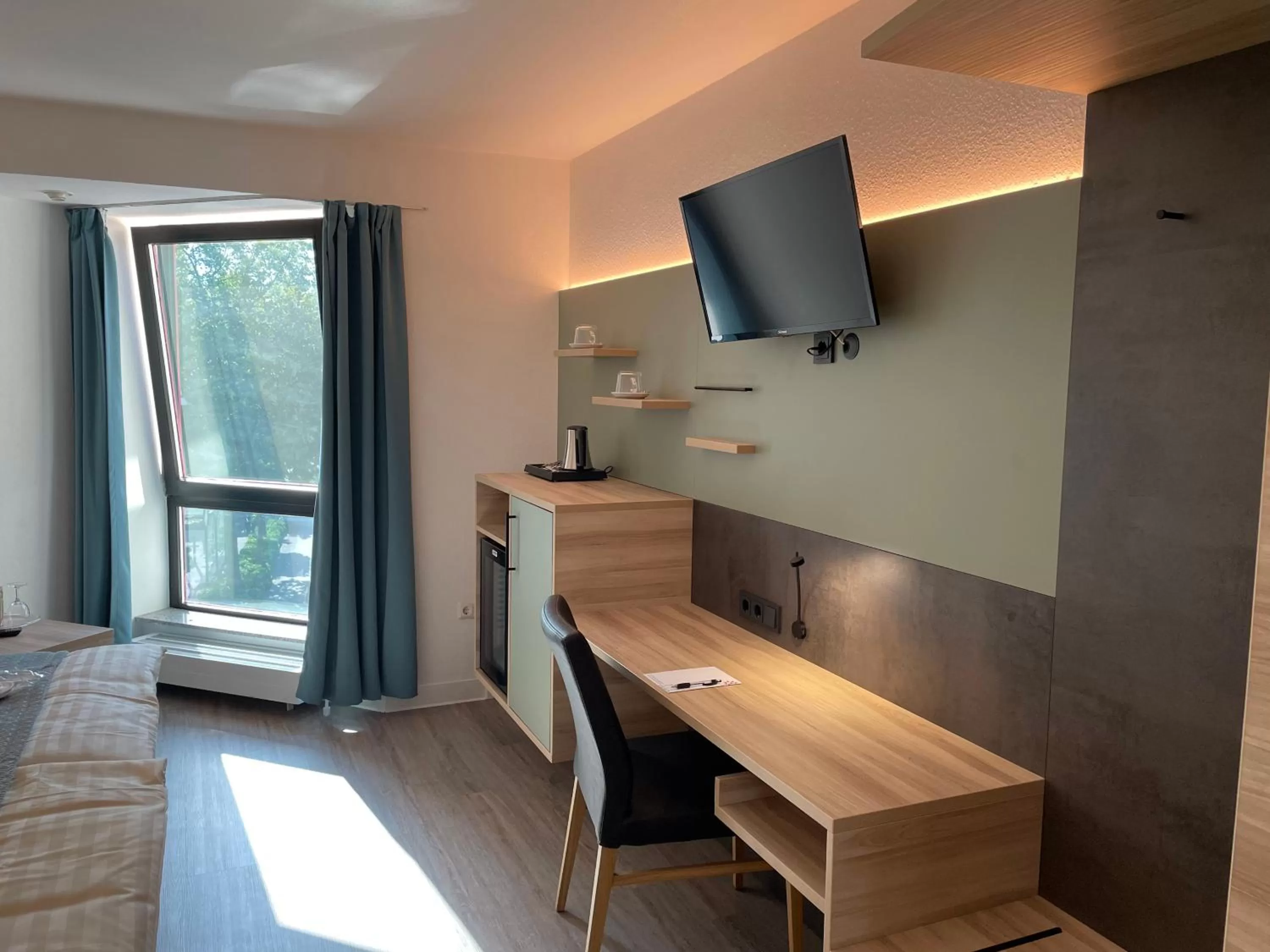 Photo of the whole room, Bed in Hotel Corsten