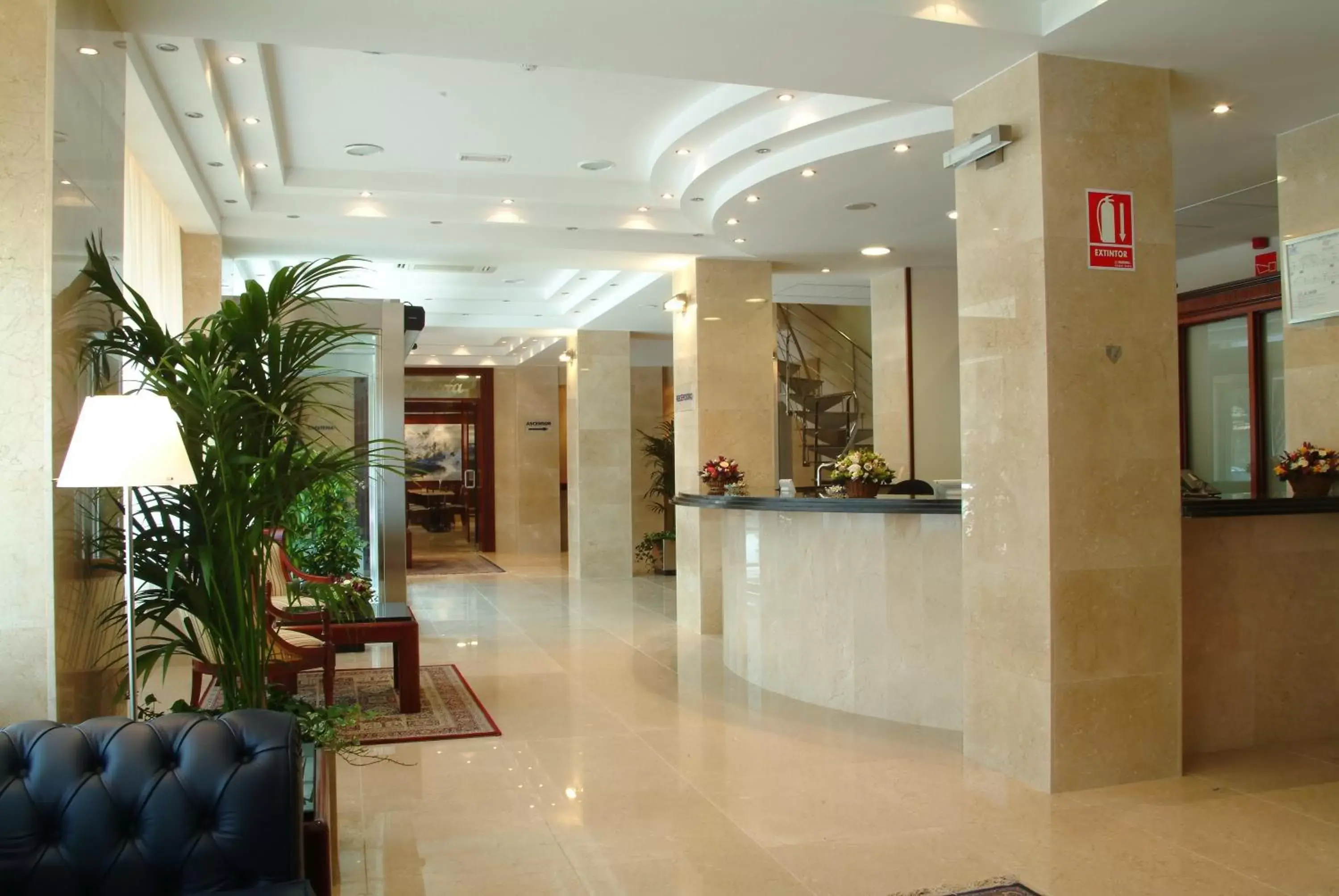 Lobby or reception, Lobby/Reception in Hotel Gran Legazpi