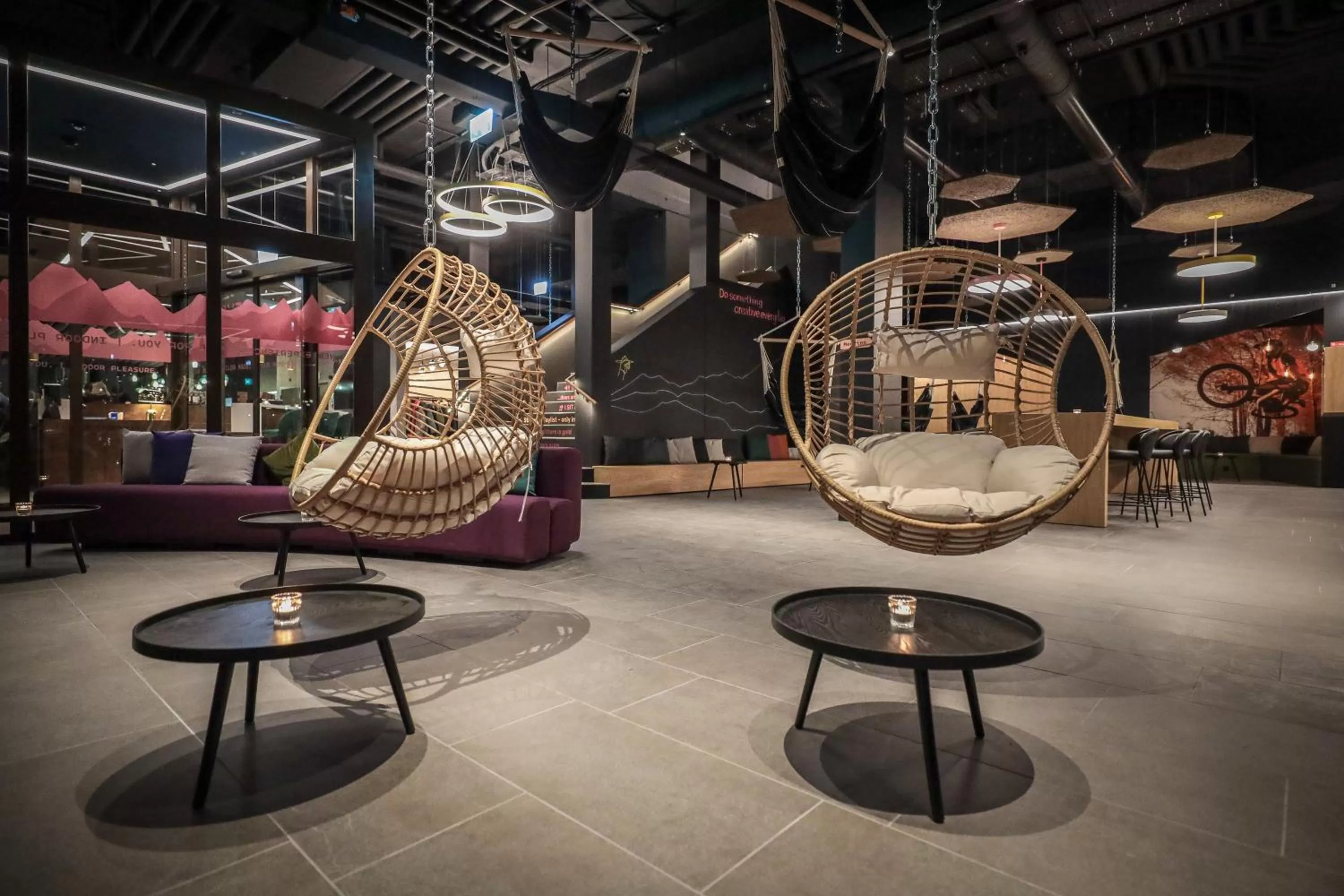 Restaurant/places to eat in AVES Hotel&Apartment Arosa