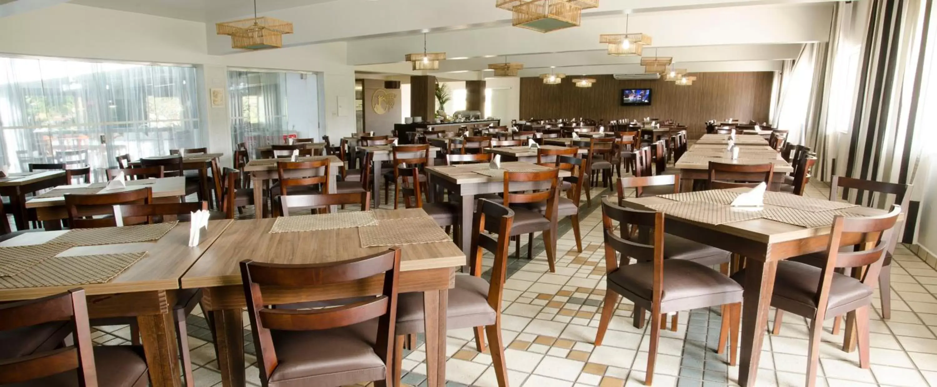 Restaurant/places to eat in Camboa Hotel Paranaguá Restaurant/places to eat in Camboa Hotel Paranaguá