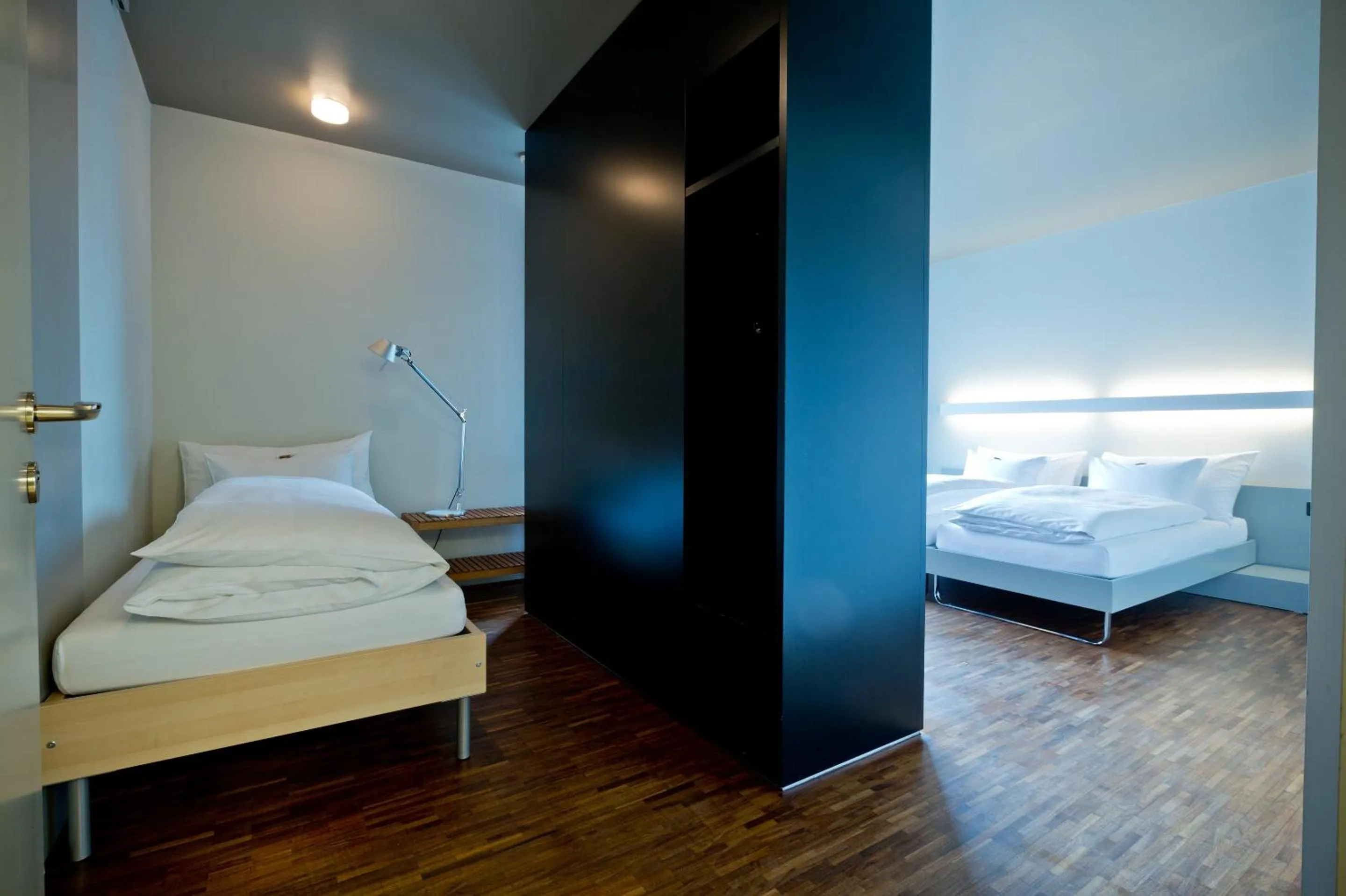 Photo of the whole room, Bed in Dasbreitehotel am Rhein