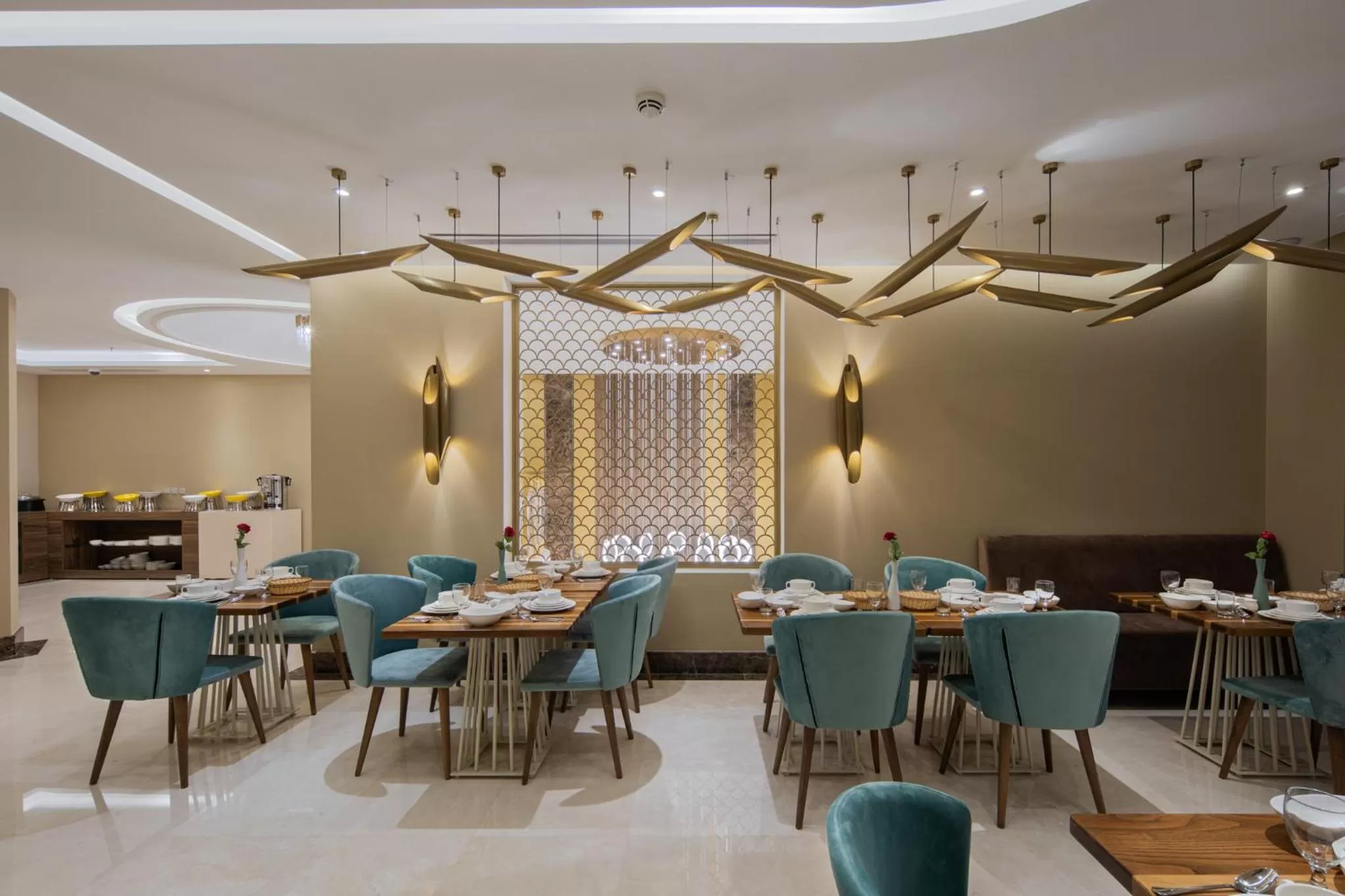 Restaurant/places to eat in Gladiolus Hotel