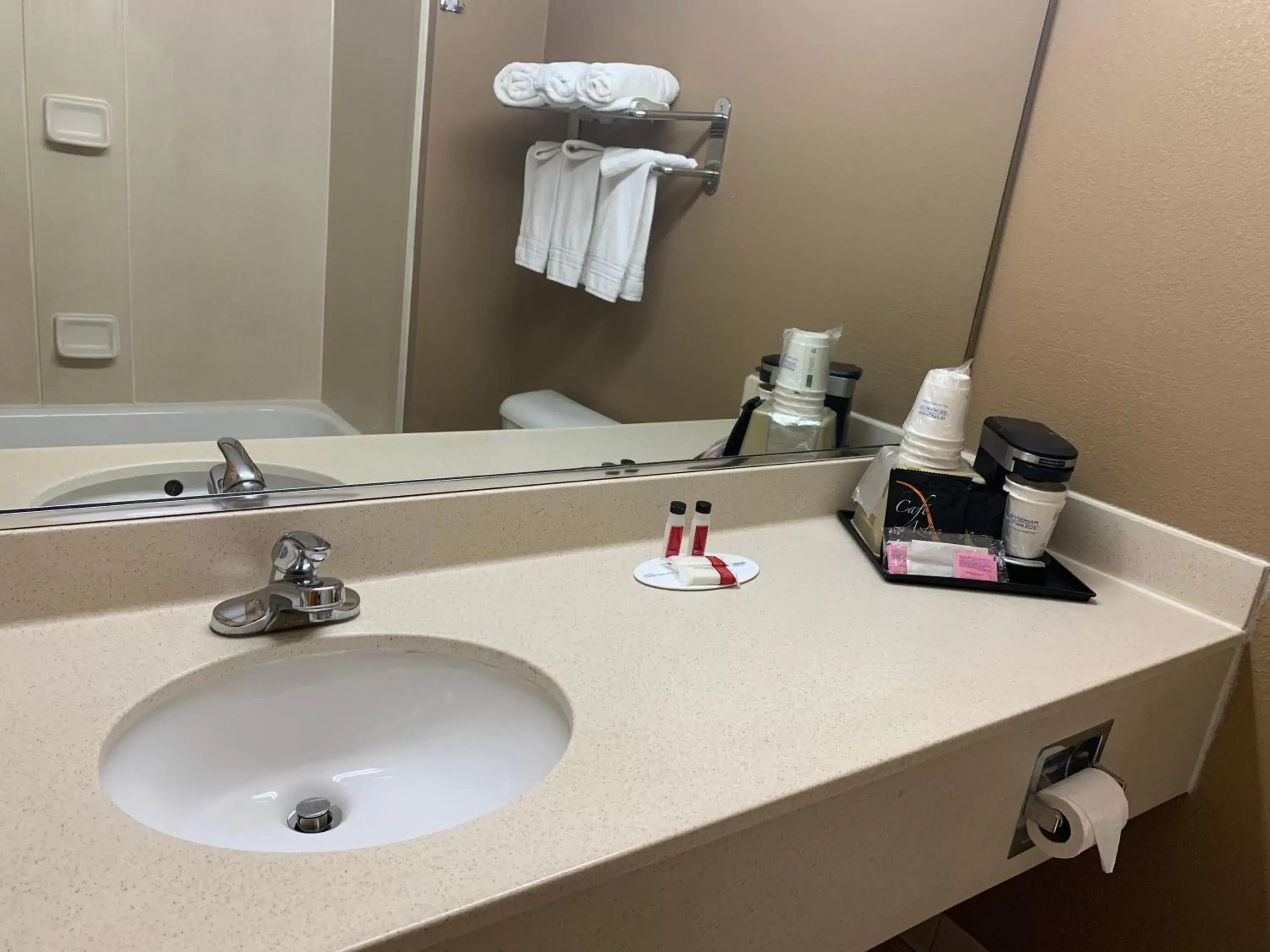 Bathroom in Days Inn by Wyndham, Glen Allen - Richmond North