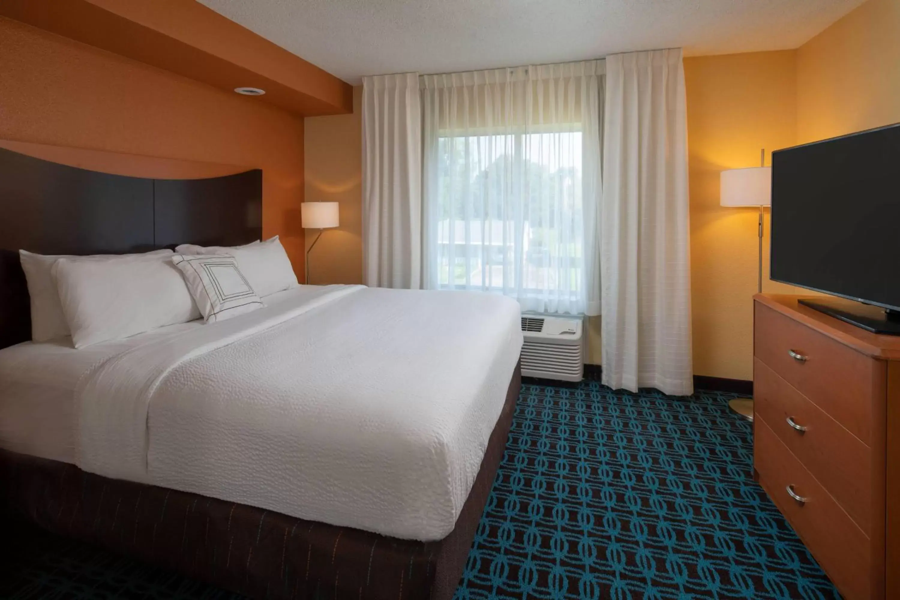 Bedroom, Bed in Fairfield Inn & Suites Lafayette I-10