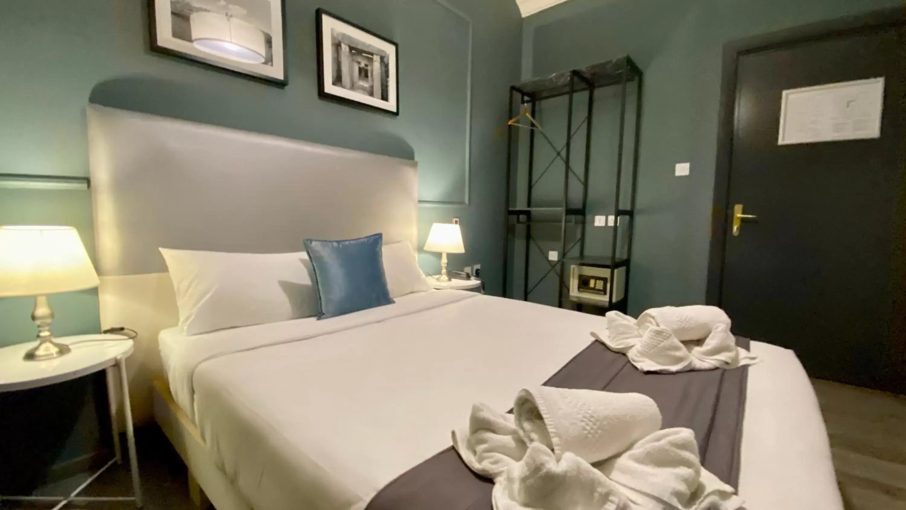 Bed in Sliema Marina Hotel