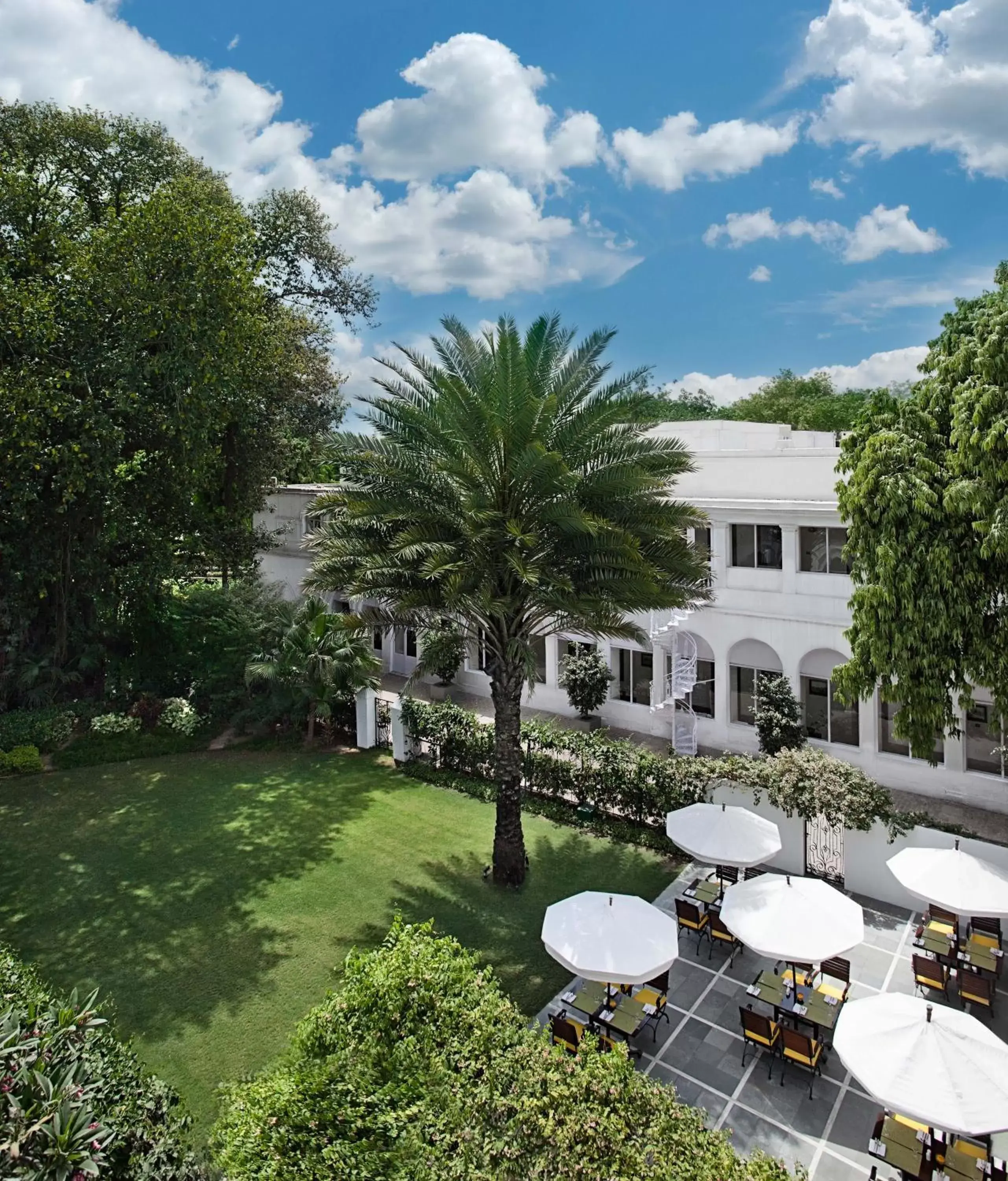 Patio in Maidens Hotel New Delhi