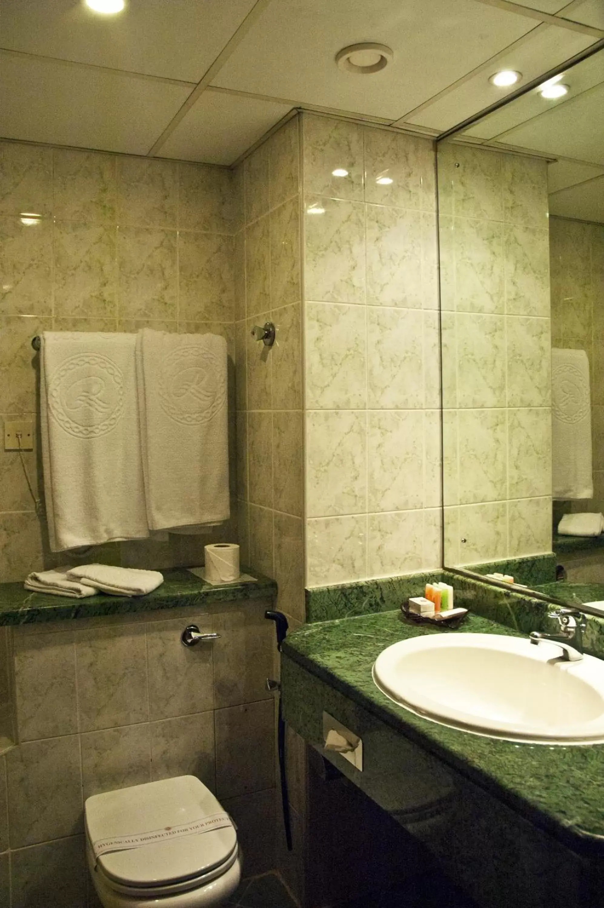 Toilet, Bathroom in Regent Palace Hotel