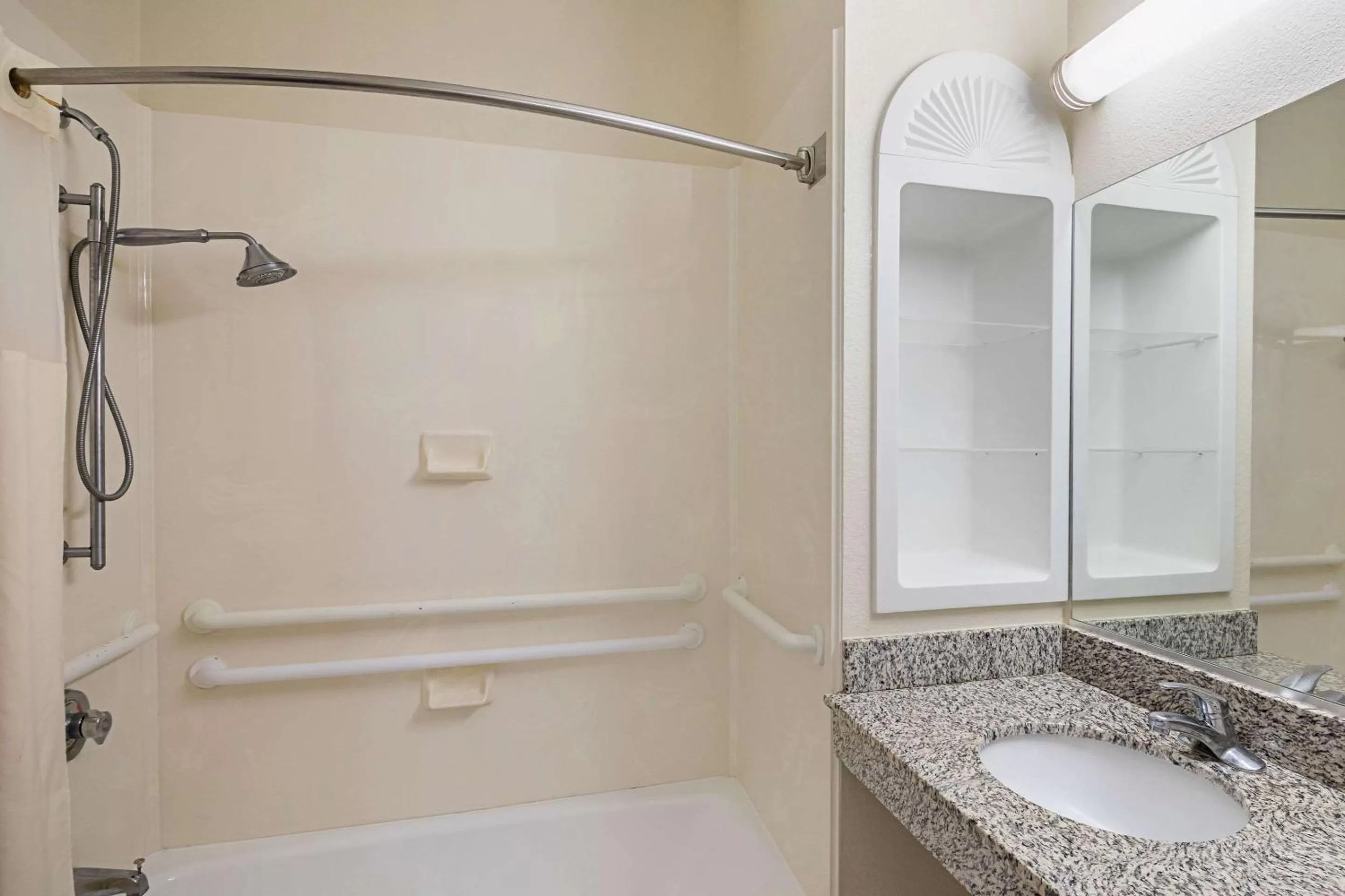 Bathroom in Quality Inn & Suites Lampasas