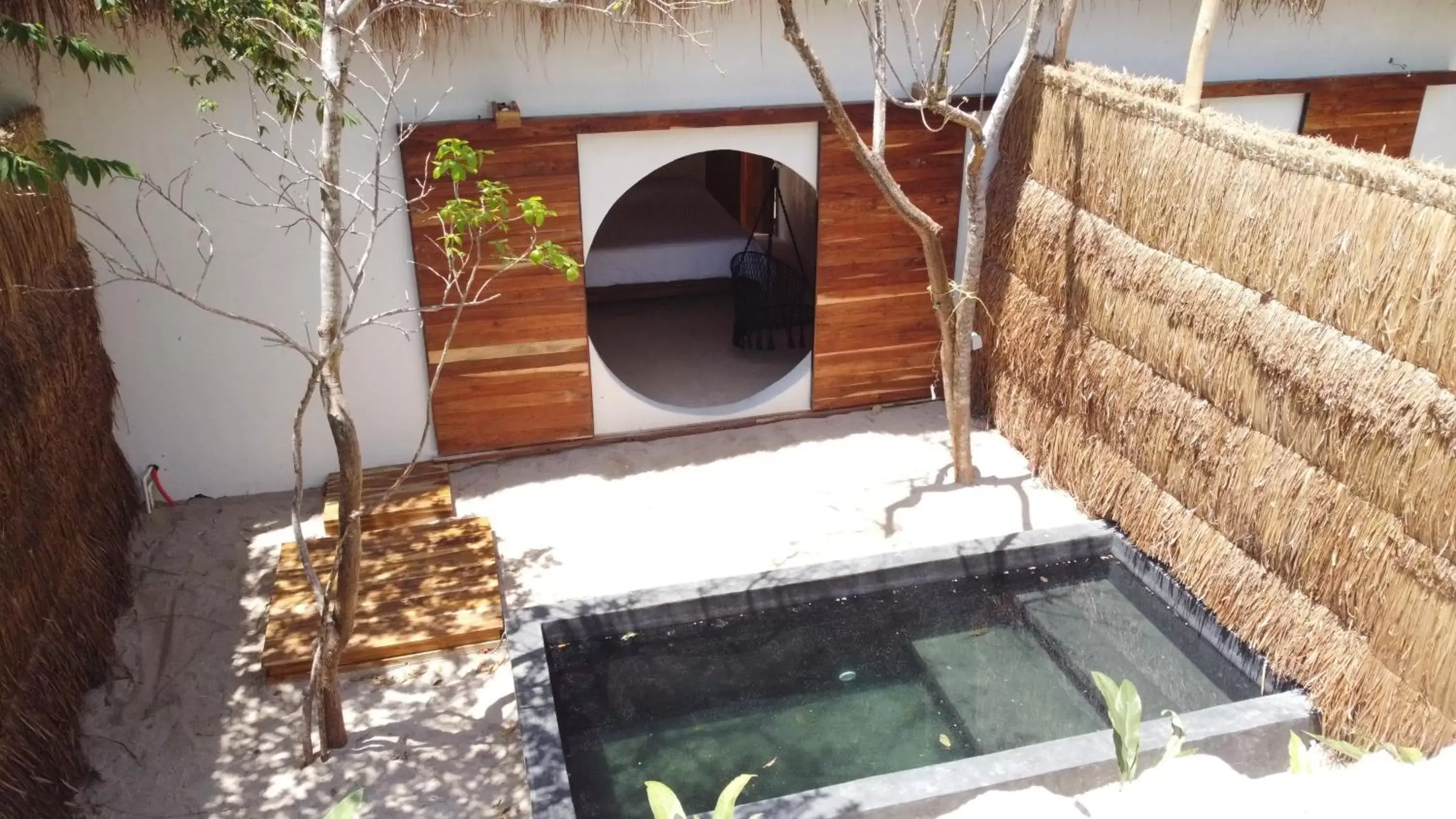 Swimming pool, BBQ Facilities in BH HOTEL & CENOTE TULUM - Adults Only