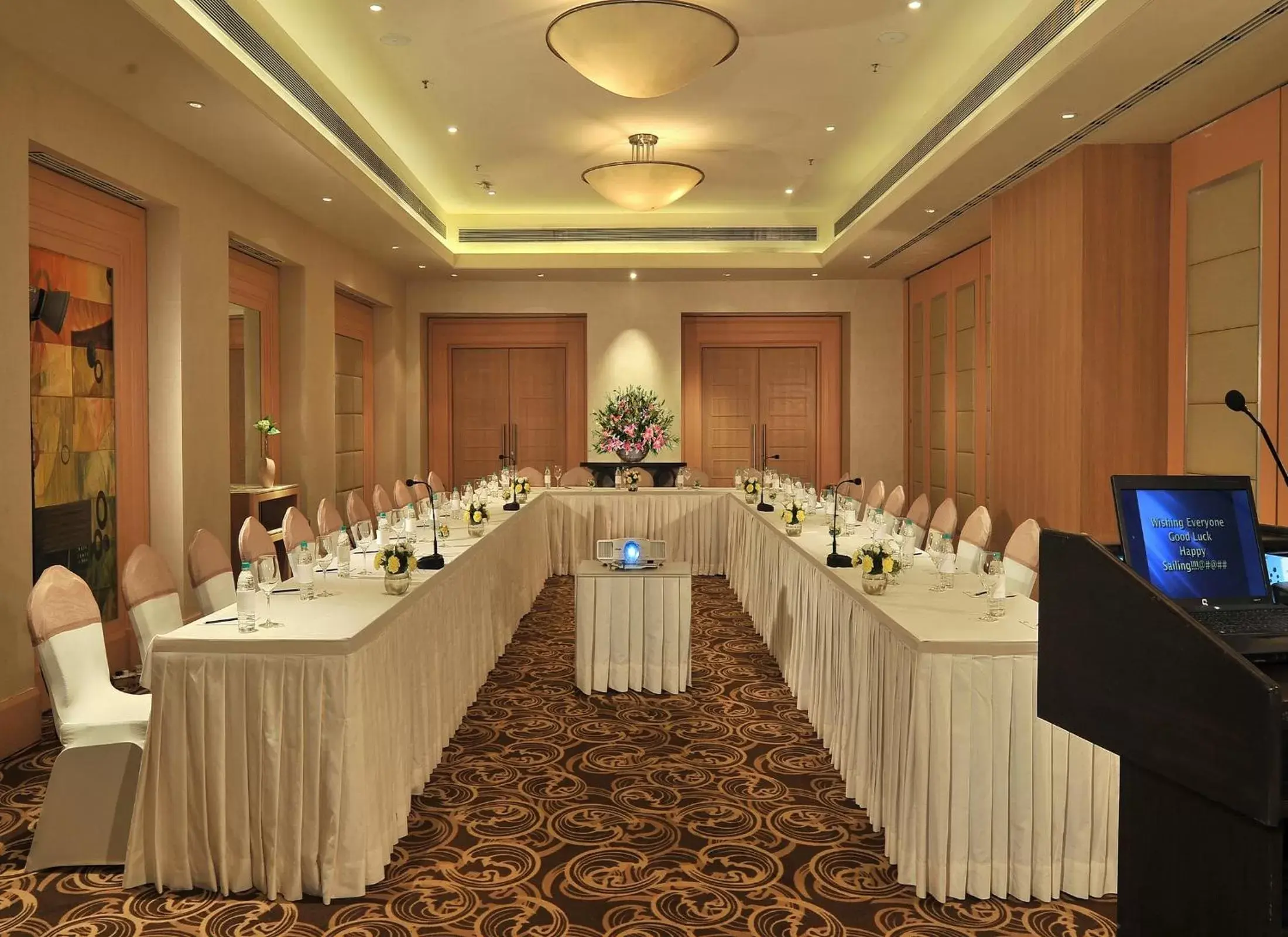 Meeting/conference room in Park Plaza Faridabad