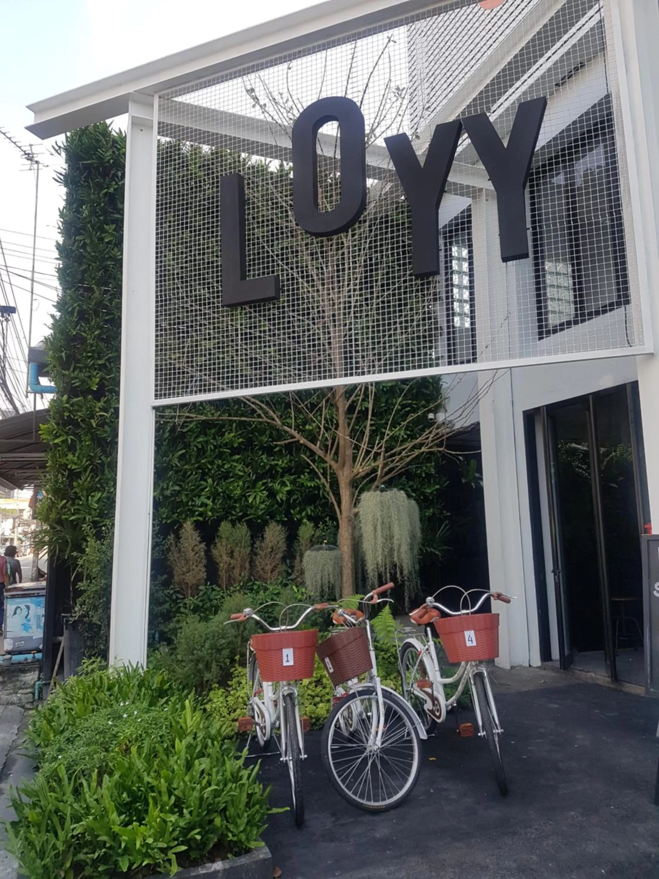 Loyy Hotel