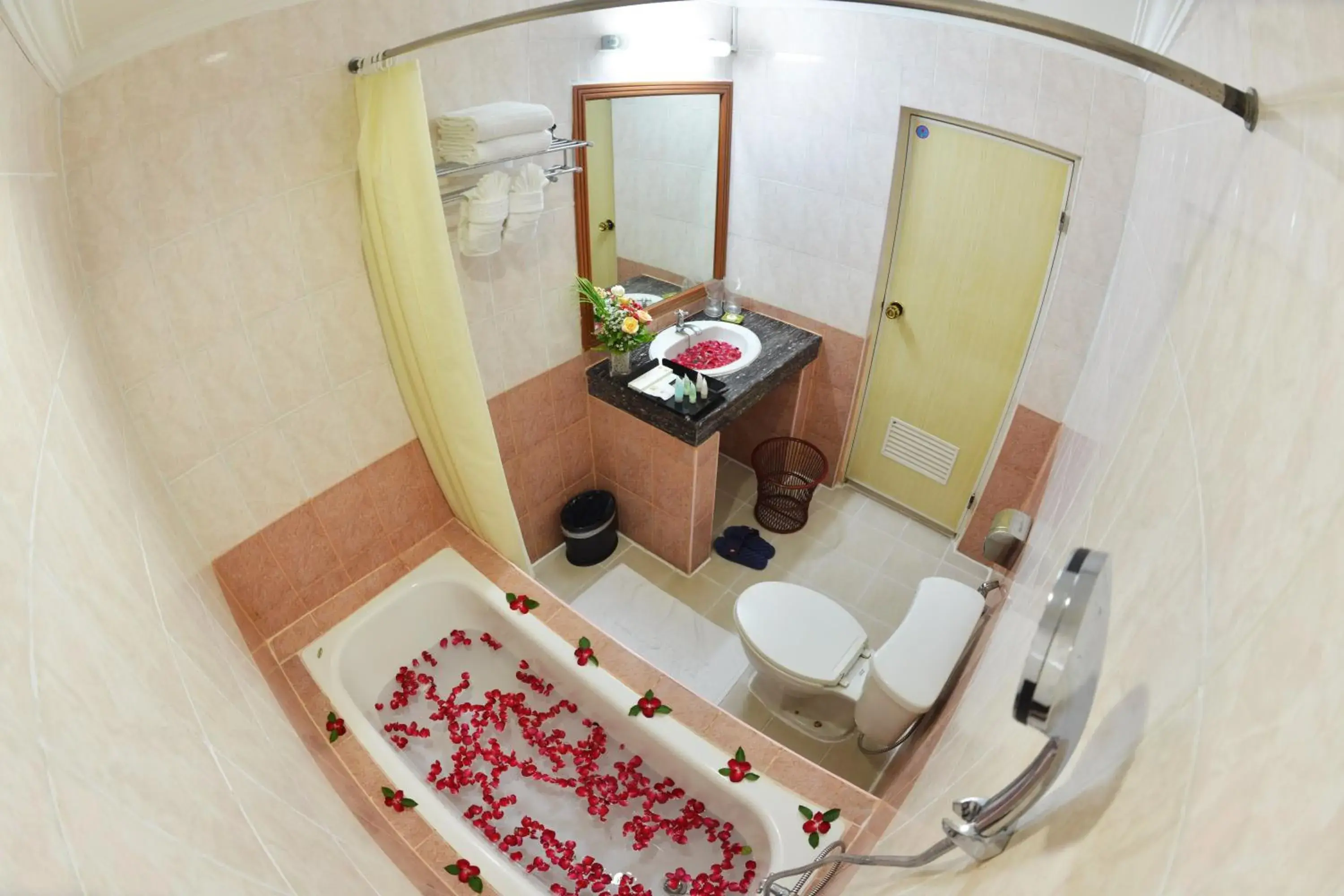 Bathroom in Grand Palace Hotel