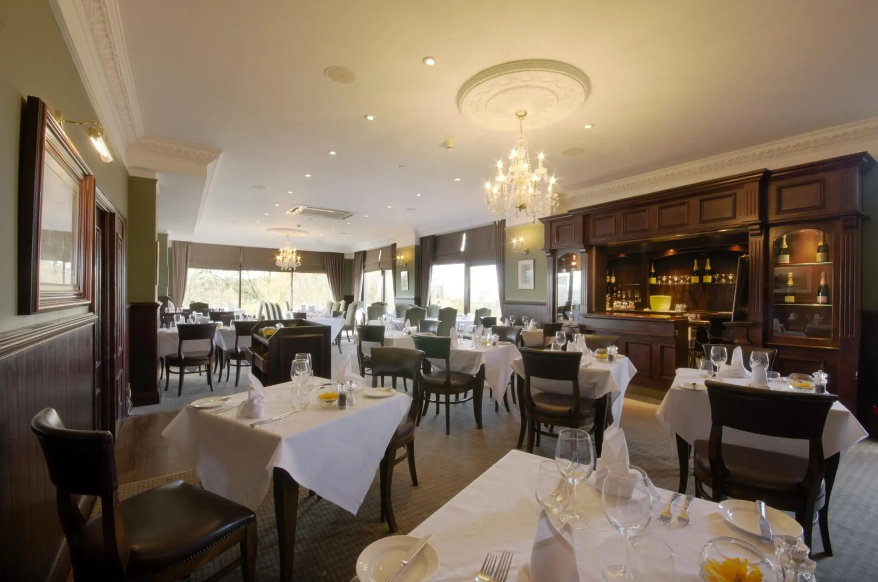 Dining area, Restaurant/Places to Eat in Hatton Court Hotel