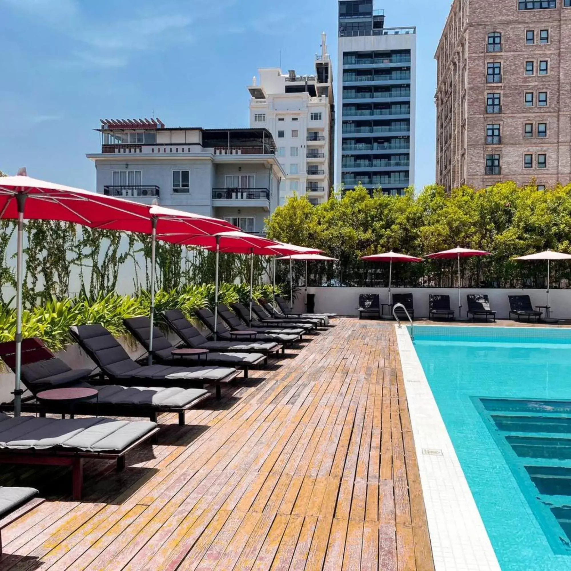 Swimming Pool in Baitong Hotel & Resort Phnom Penh