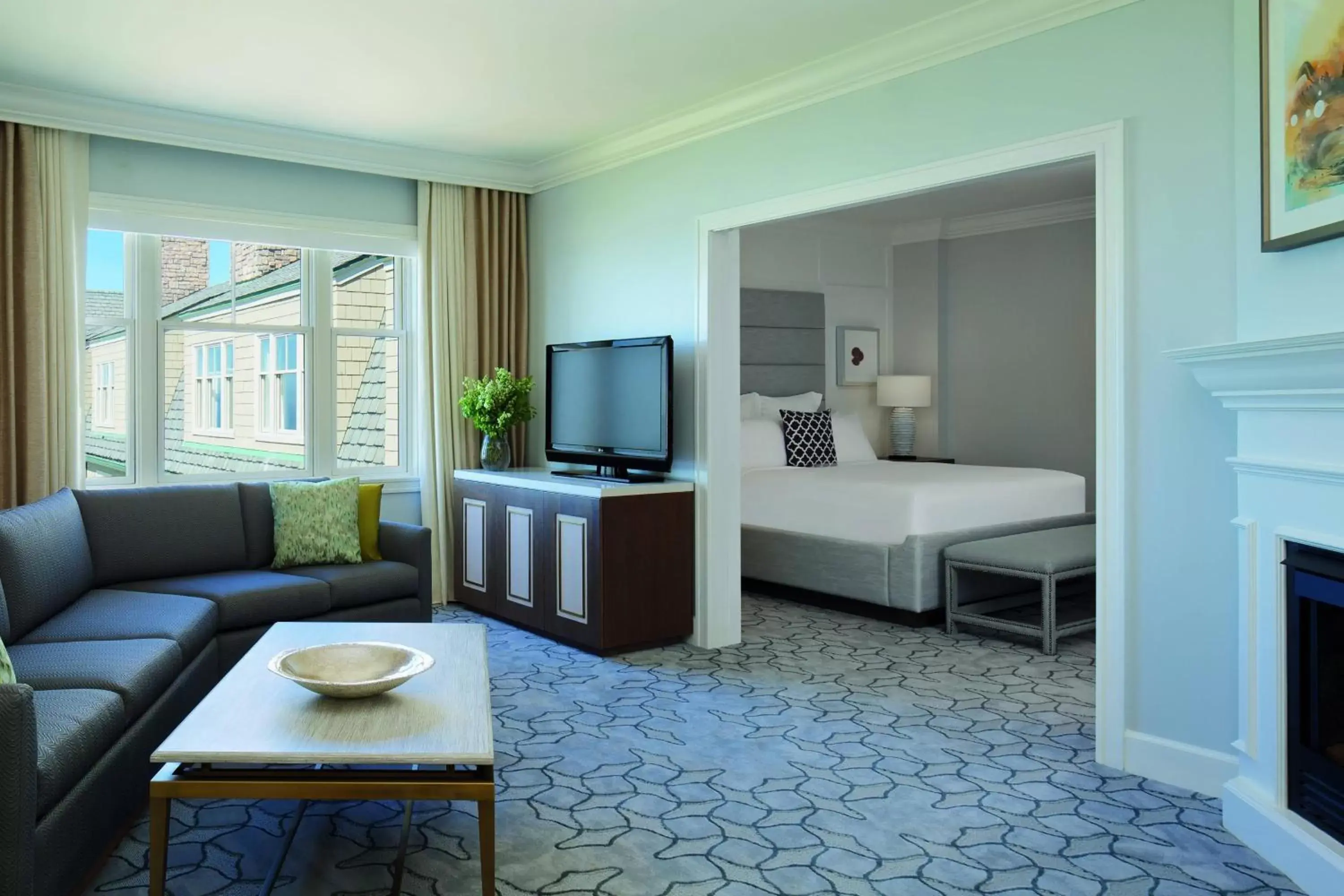Bedroom, TV/Entertainment Center in The Ritz-Carlton, Half Moon Bay