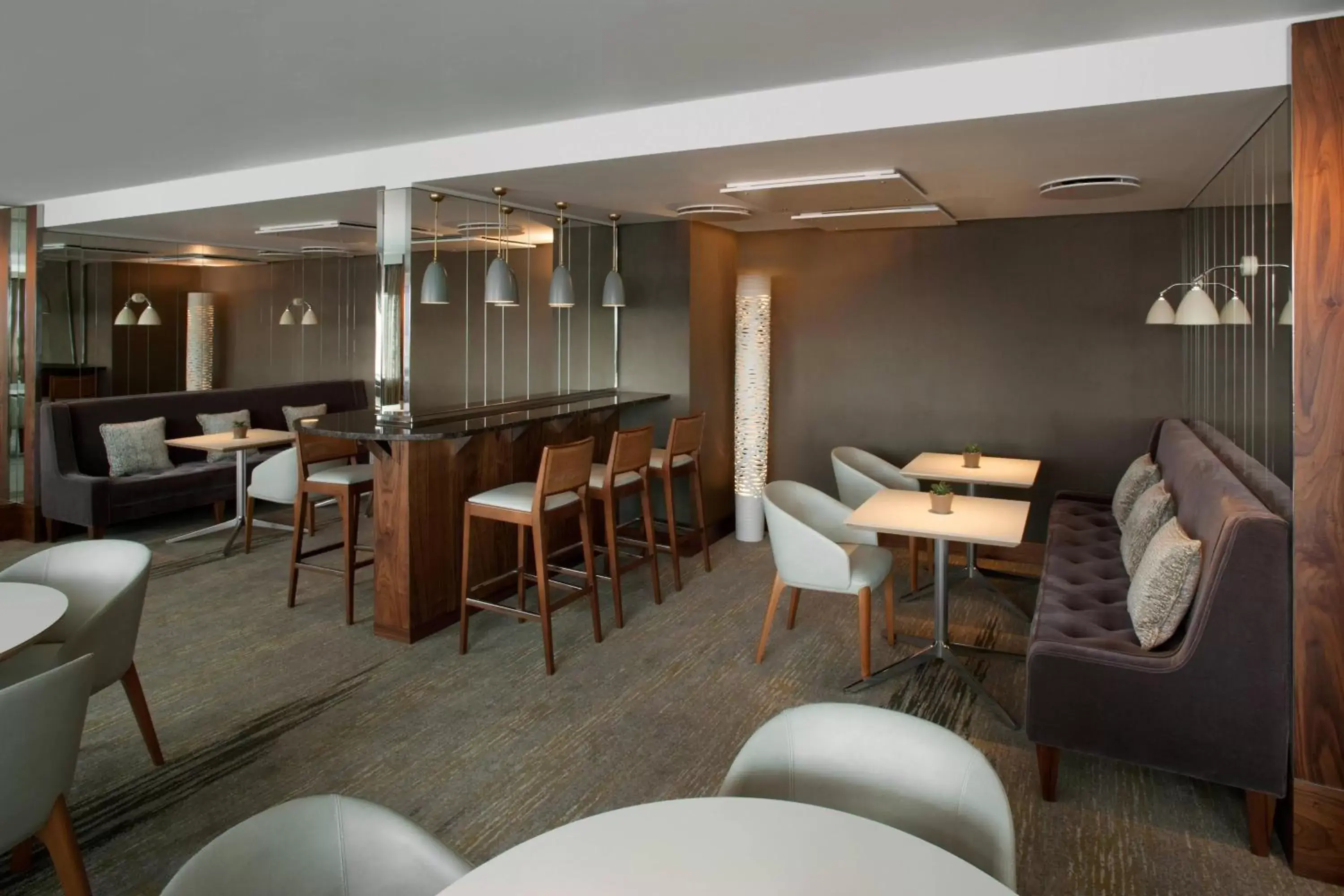 Lounge or bar, Restaurant/Places to Eat in The Westin Warsaw