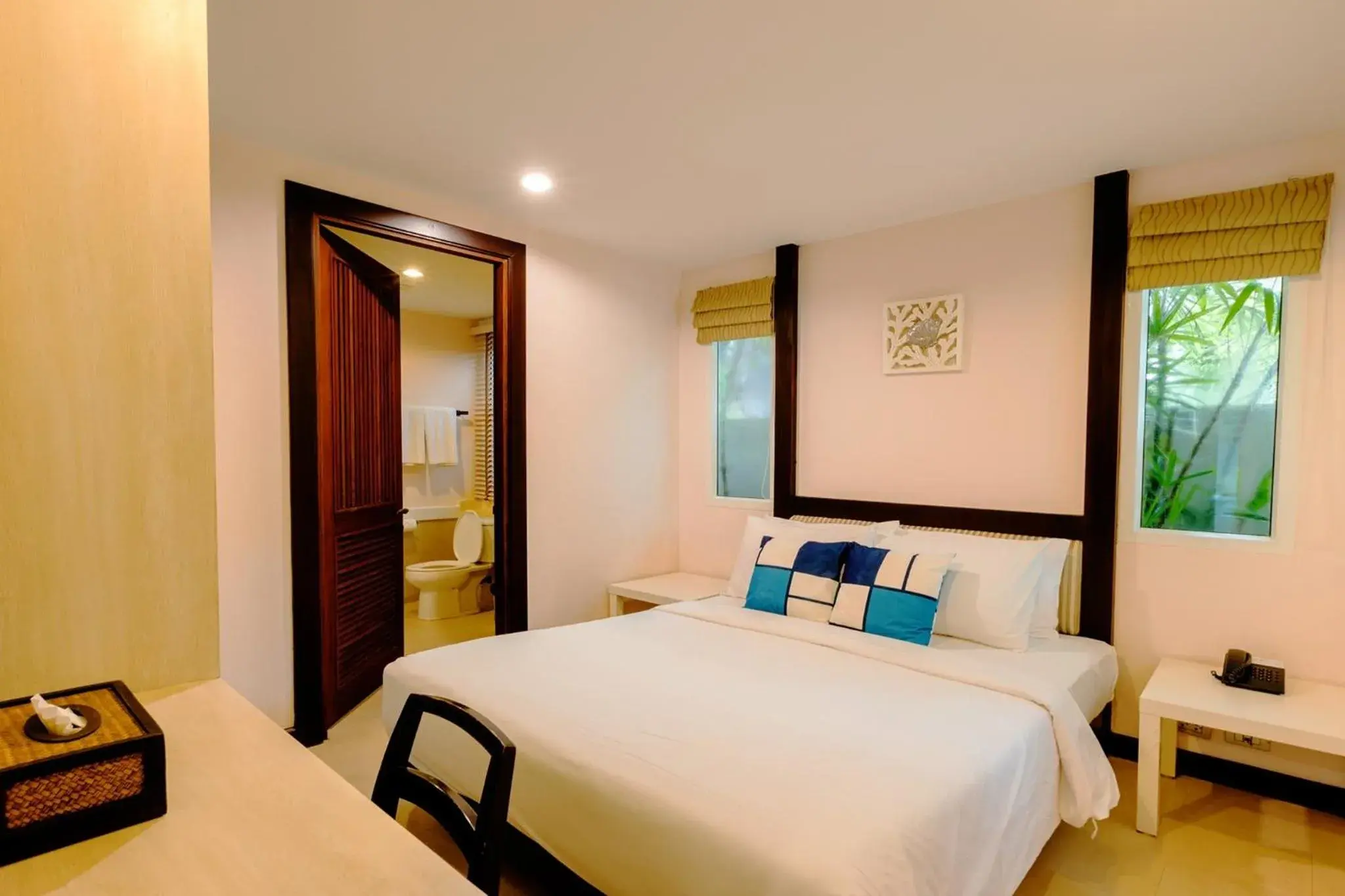 Bed in Anyavee Tubkaek Beach Resort- SHA Plus