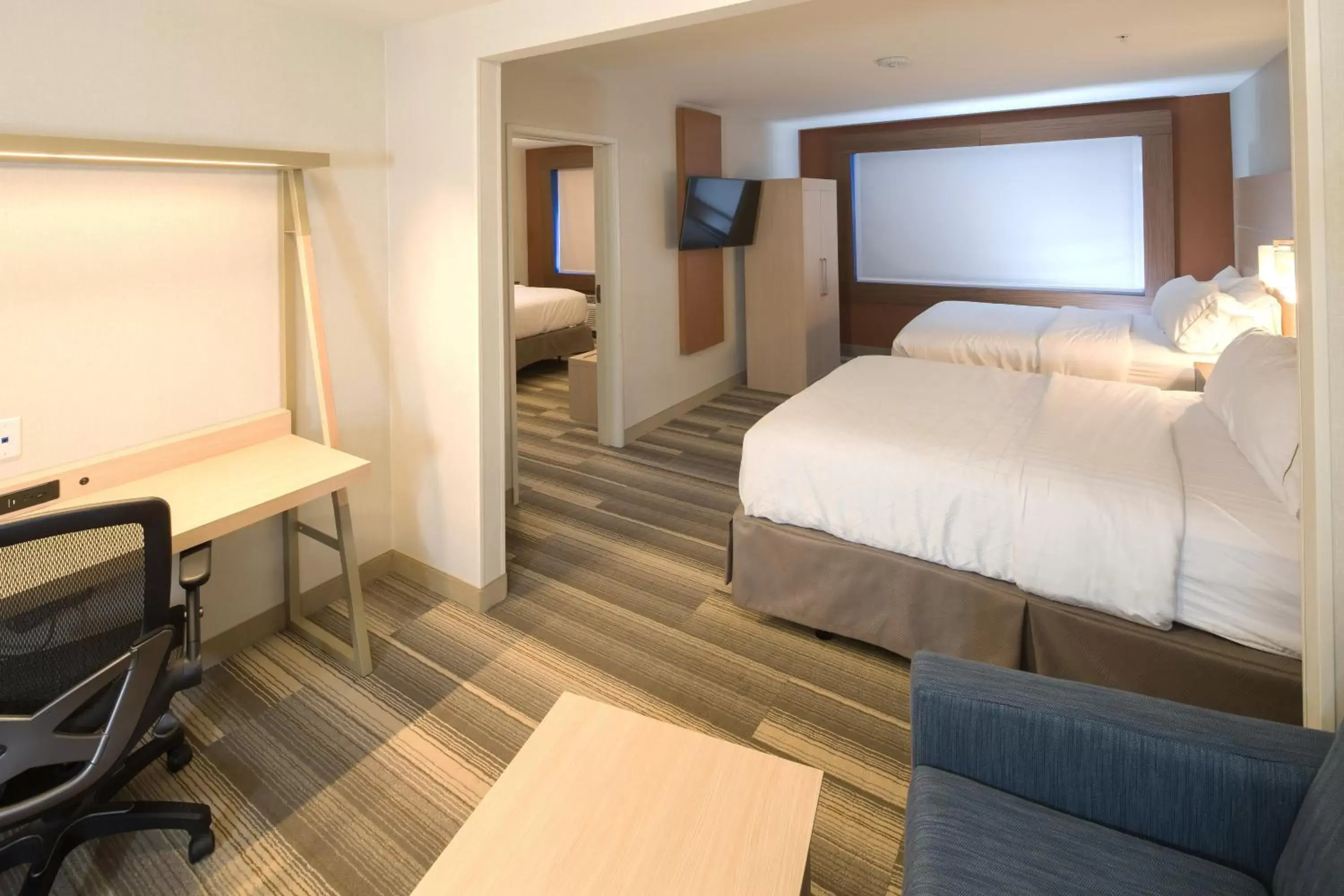 Bedroom, Bed in Holiday Inn Express & Suites Monroe by IHG Bedroom, Bed in Holiday Inn Express & Suites Monroe by IHG
