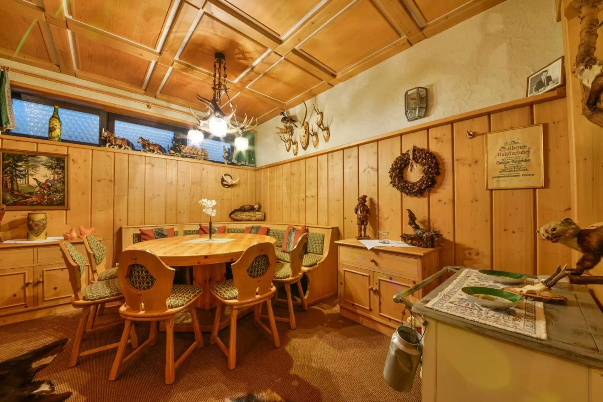 Restaurant/Places to Eat in Landhotel Steiner