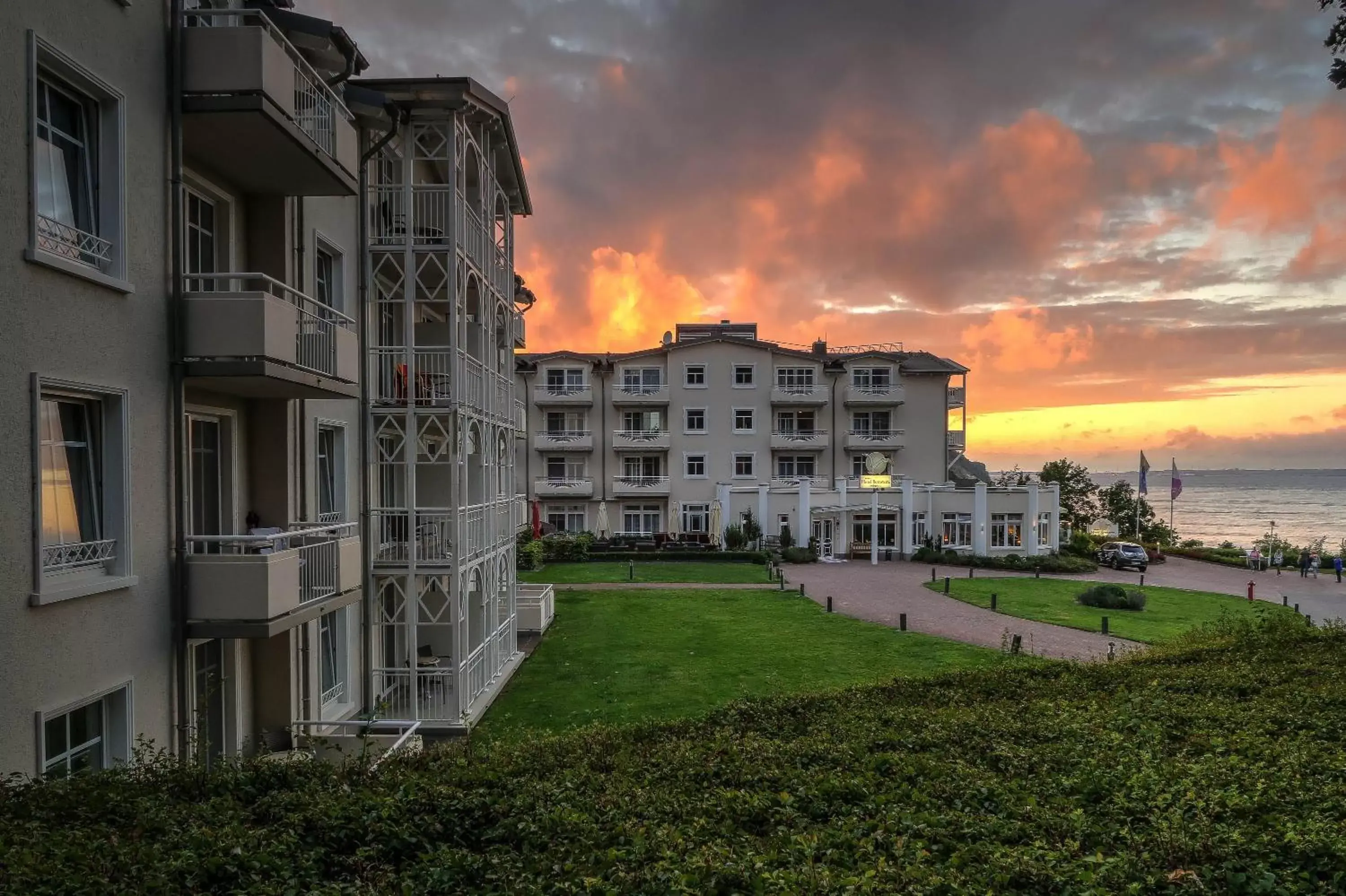 Facade/entrance in Hotel Bernstein Facade/entrance in Hotel Bernstein