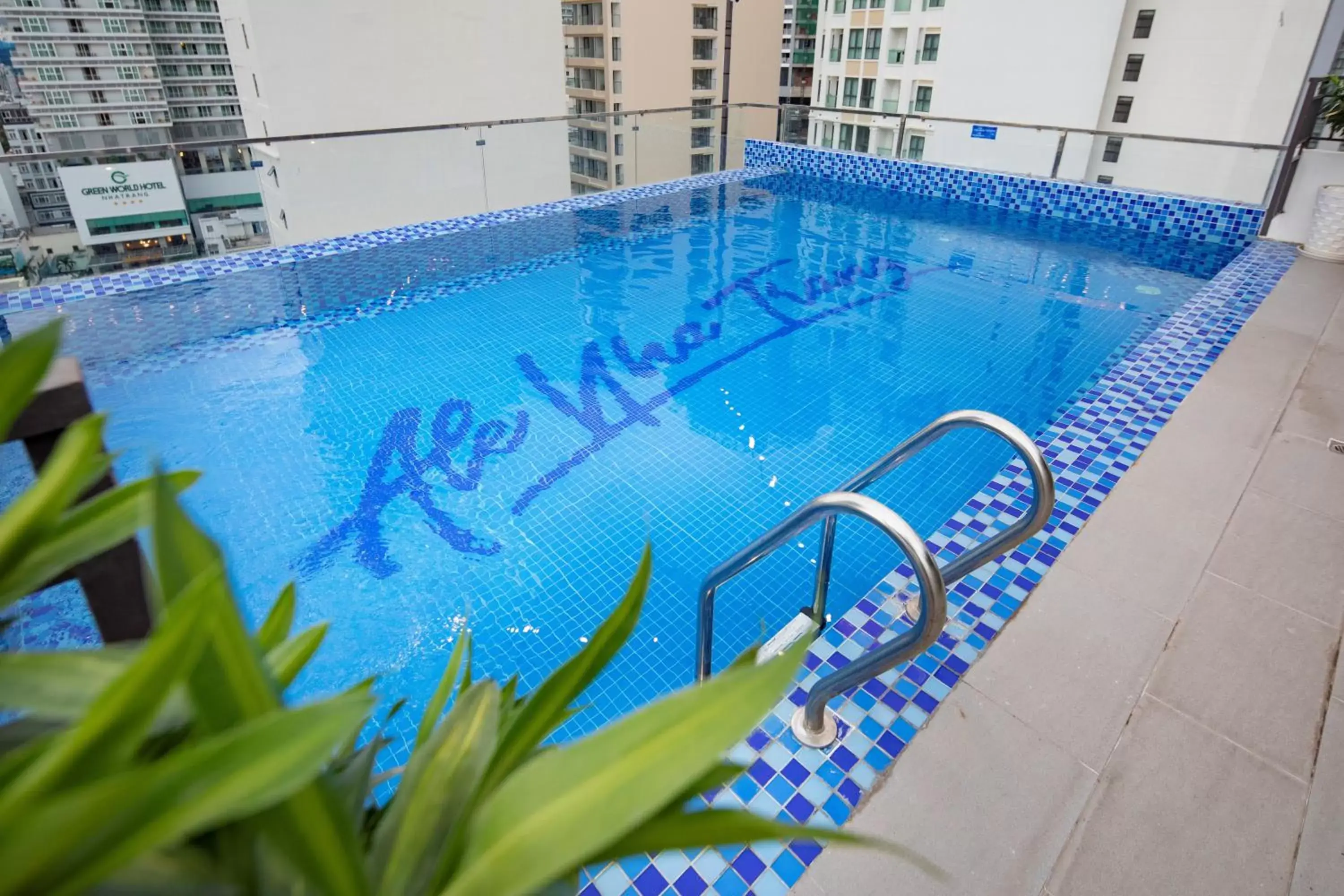 Pool view, Swimming Pool in Ale Nha Trang Hotel