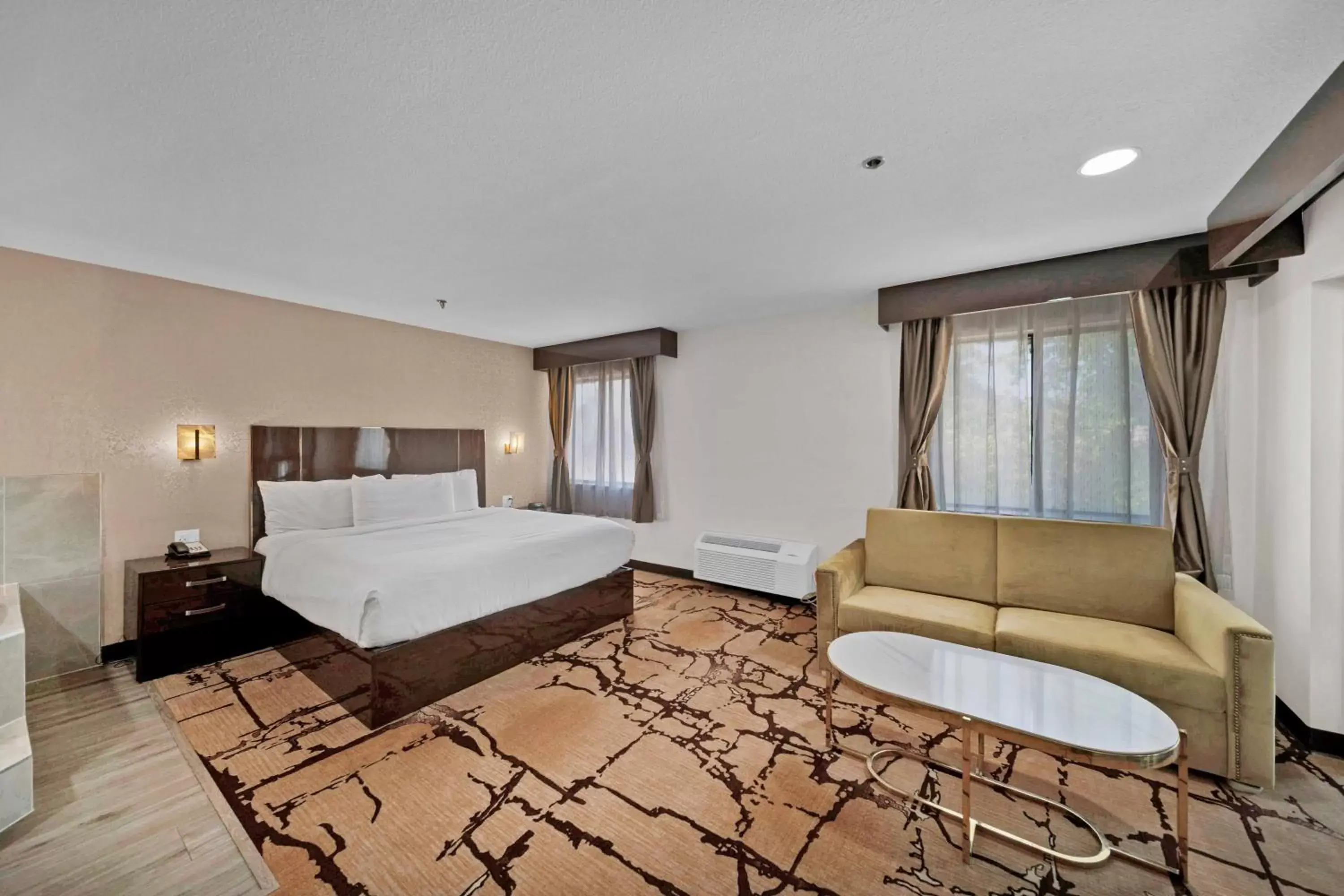 Bedroom, Bed in Baymont by Wyndham Anderson Bedroom, Bed in Baymont by Wyndham Anderson