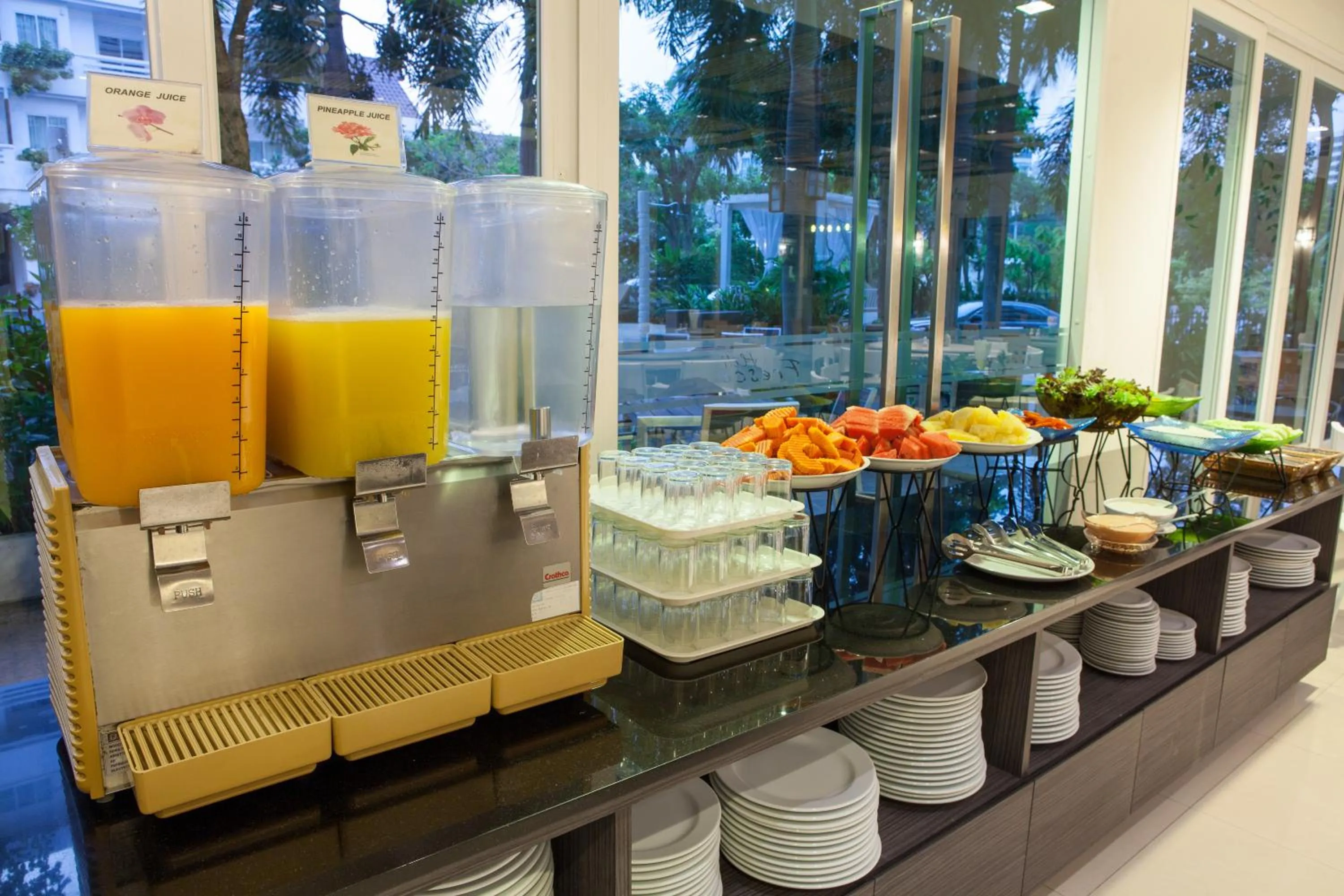 Breakfast in Hill Fresco Hotel