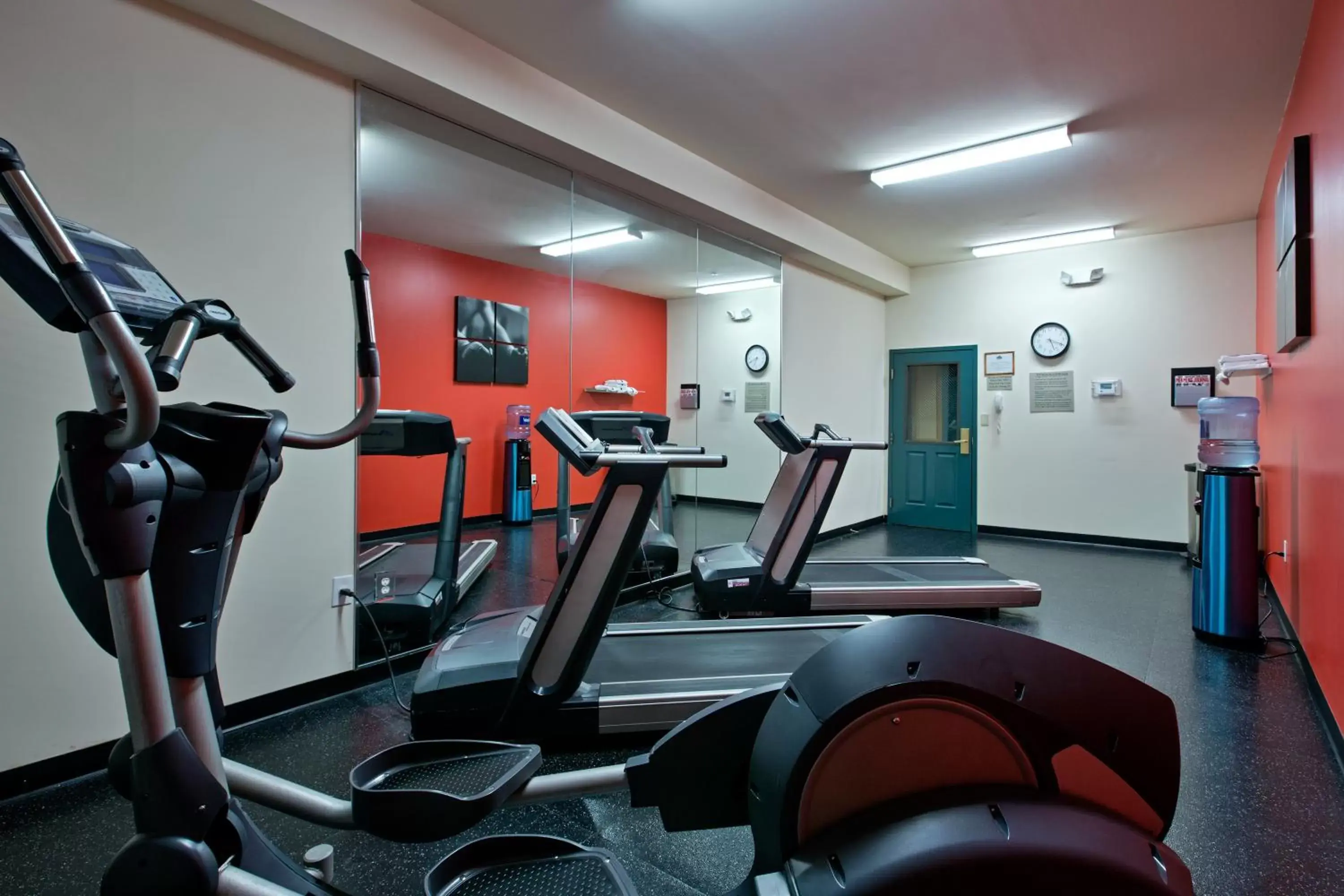 Fitness centre/facilities, Fitness Center/Facilities in Country Inn & Suites by Radisson, Williamsburg Historic Area, VA