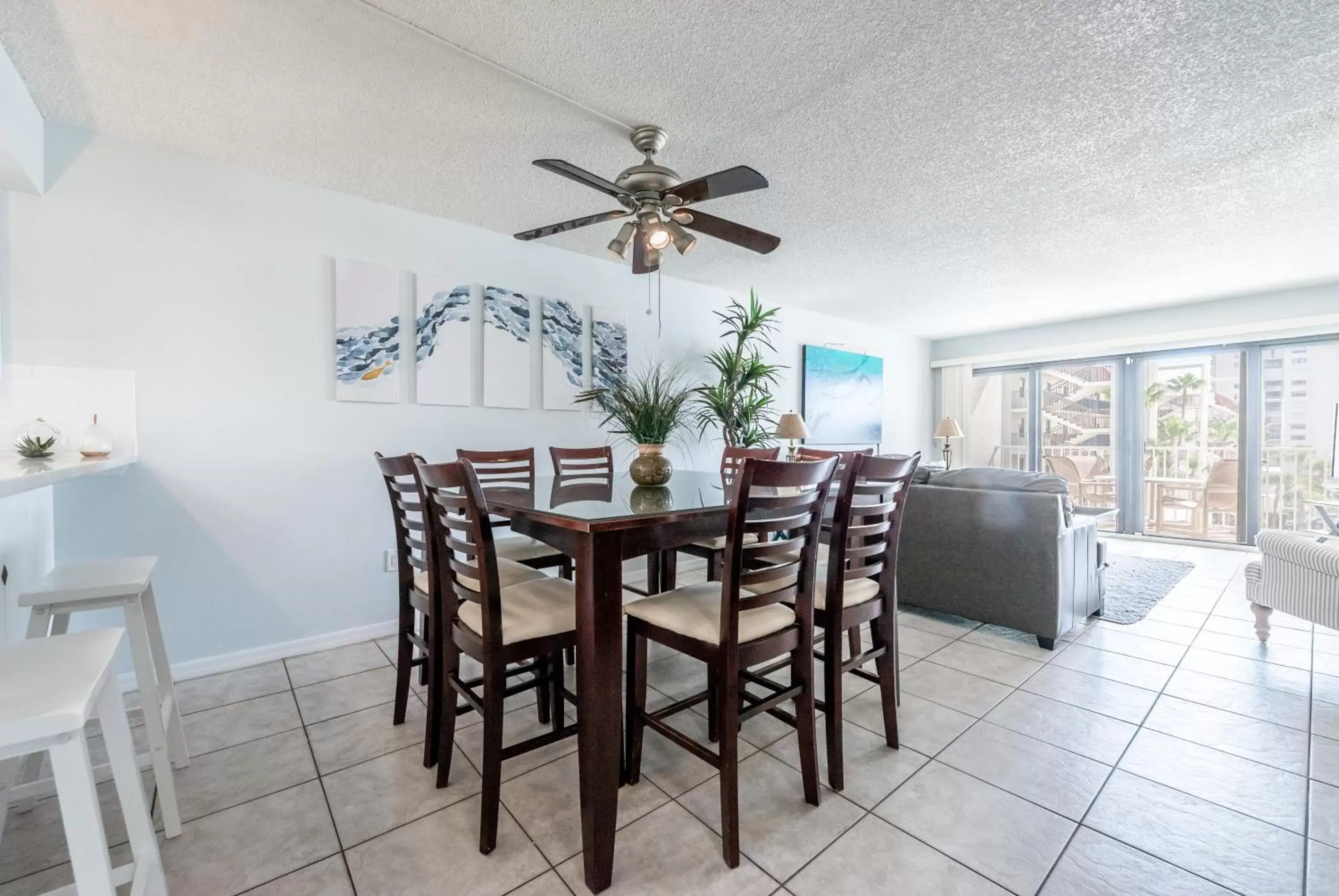 Dining Area in Sandcastles