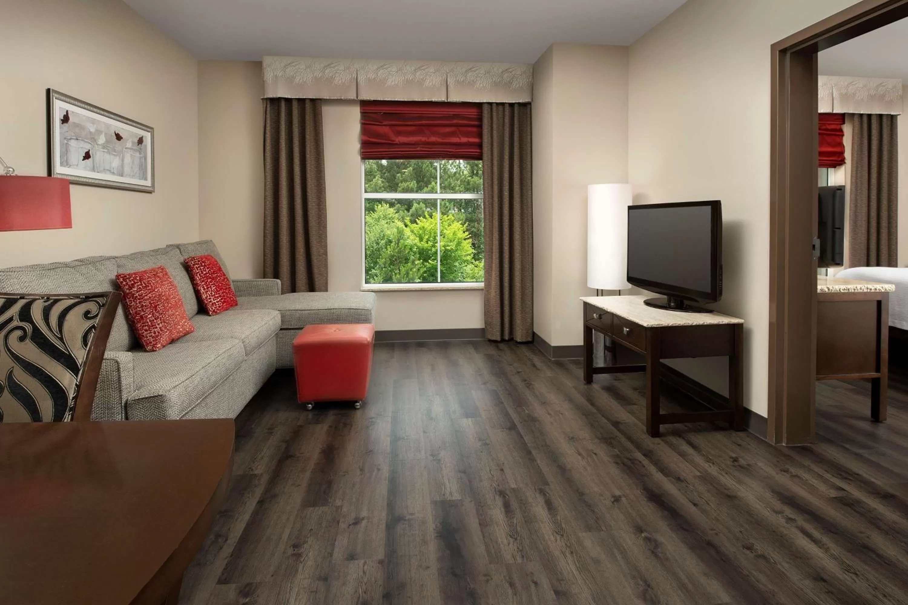 Living room, Bed in Embassy Suites by Hilton Birmingham Hoover