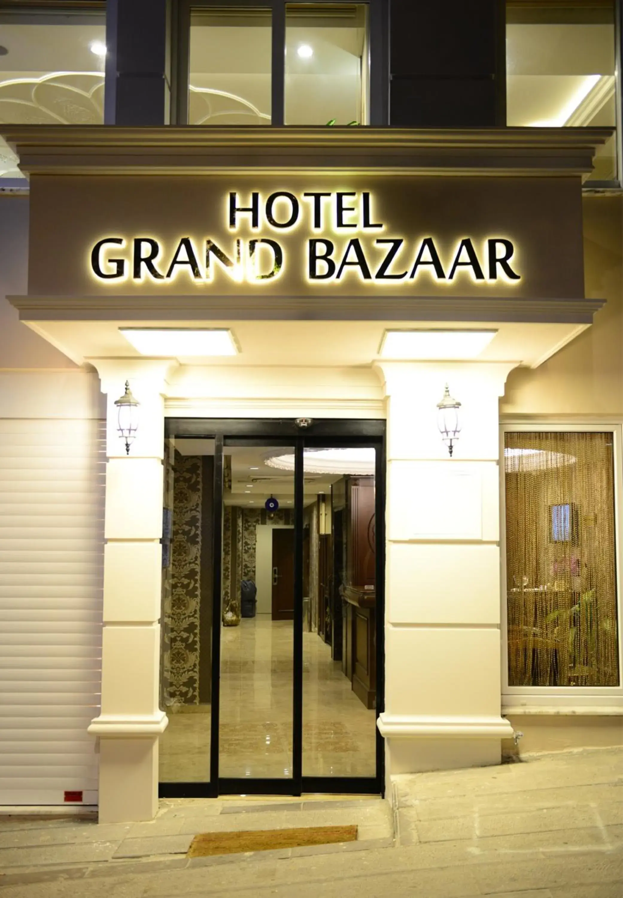 Facade/entrance in Grand Bazaar Hotel