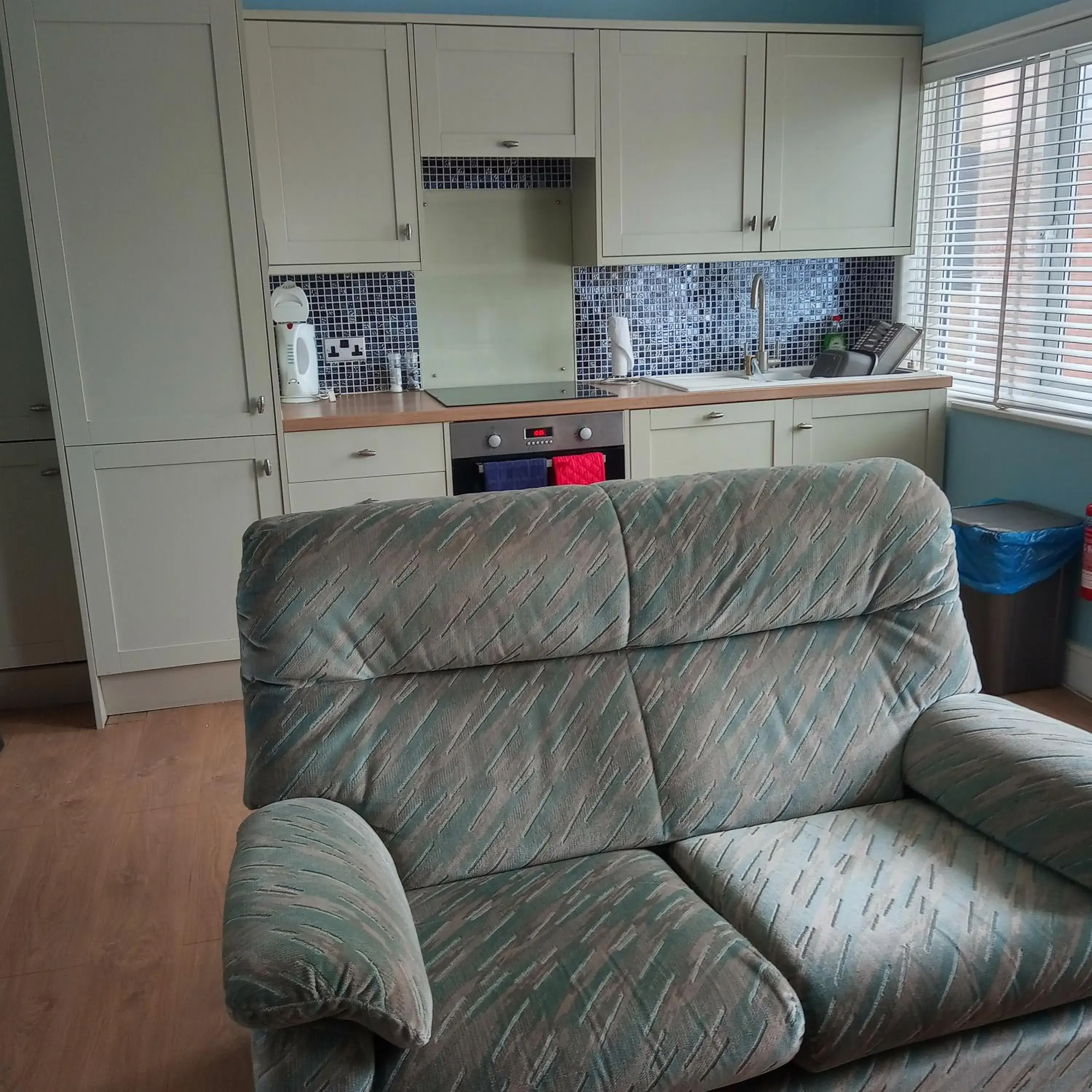 Kitchen or kitchenette, Seating Area in The Wilton Weymouth