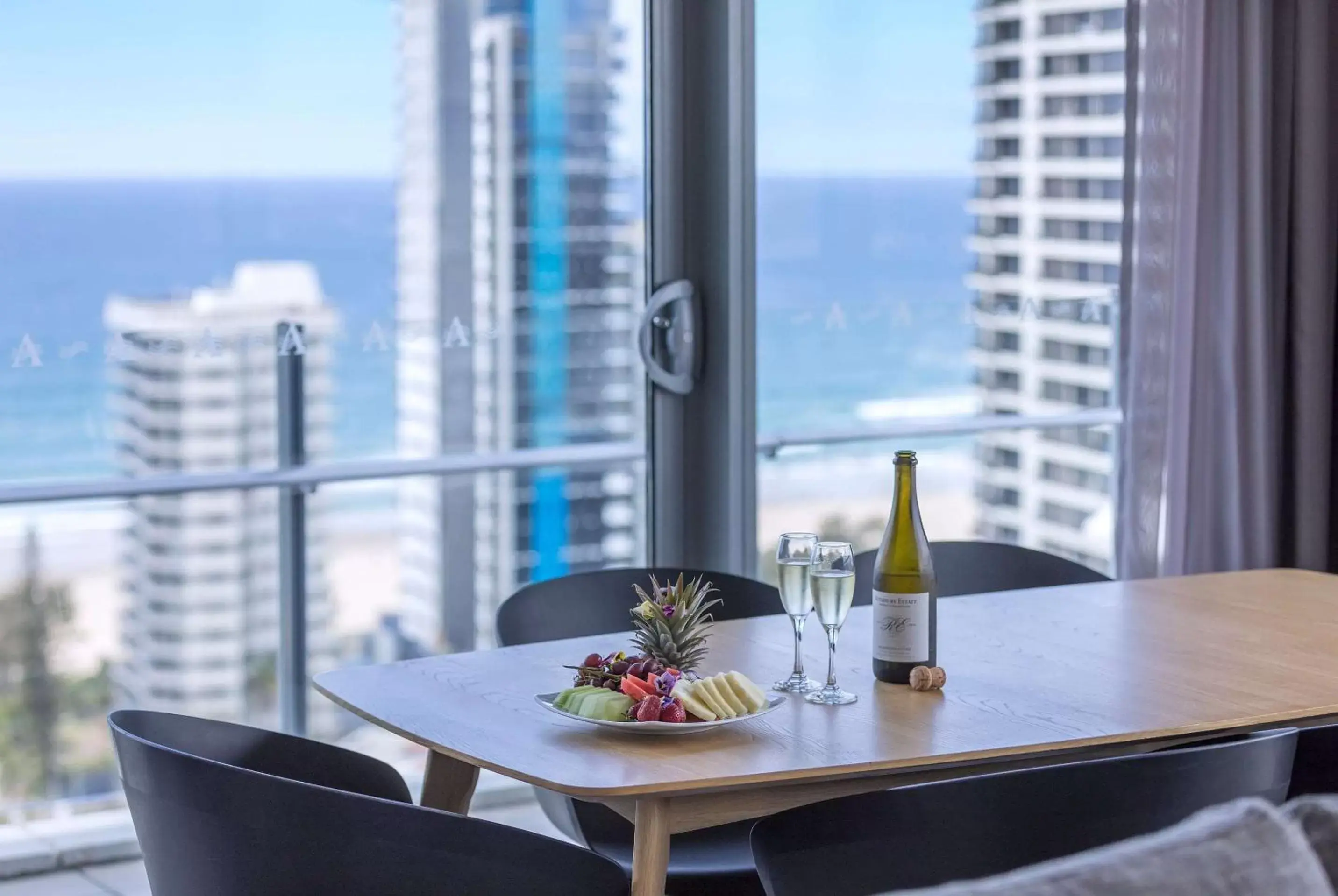 Photo of the whole room in Wyndham Resort Surfers Paradise