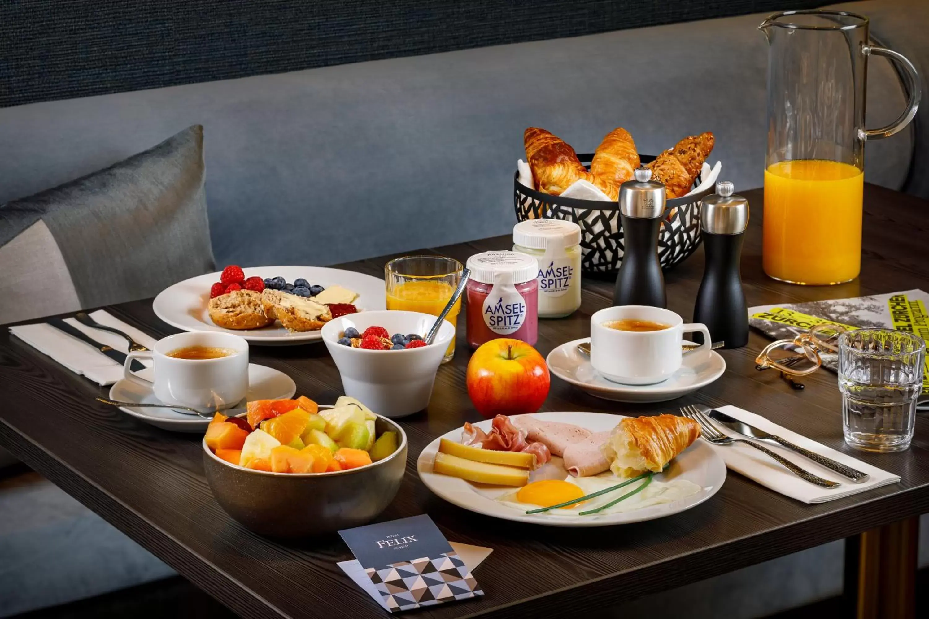 Continental breakfast in Hotel Felix