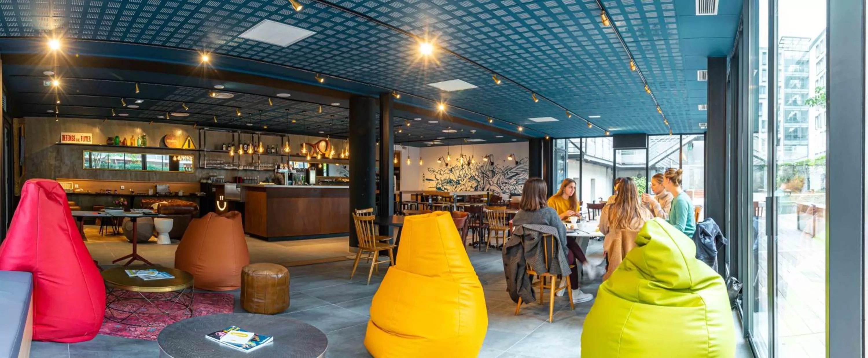 Restaurant/places to eat in Apparthotel Le Hüb Grenoble