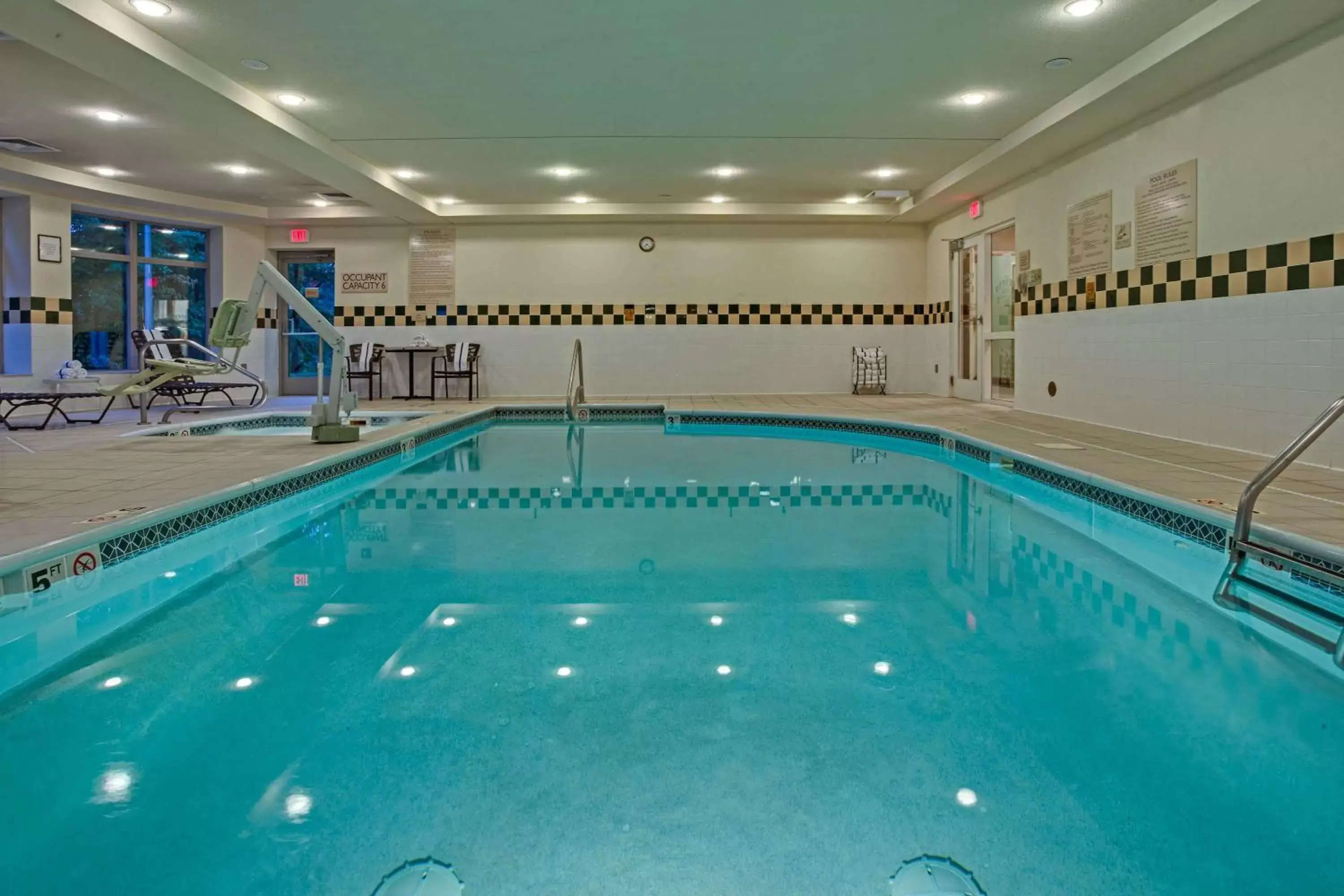 Pool view, Swimming Pool in Hilton Garden Inn Cleveland Airport