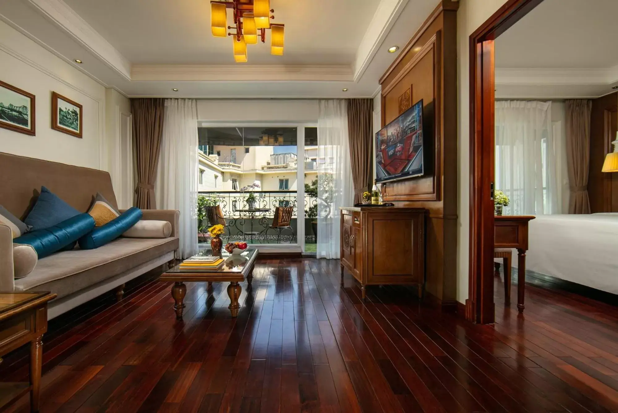 Living room, Seating Area in Hanoi Pearl Hotel