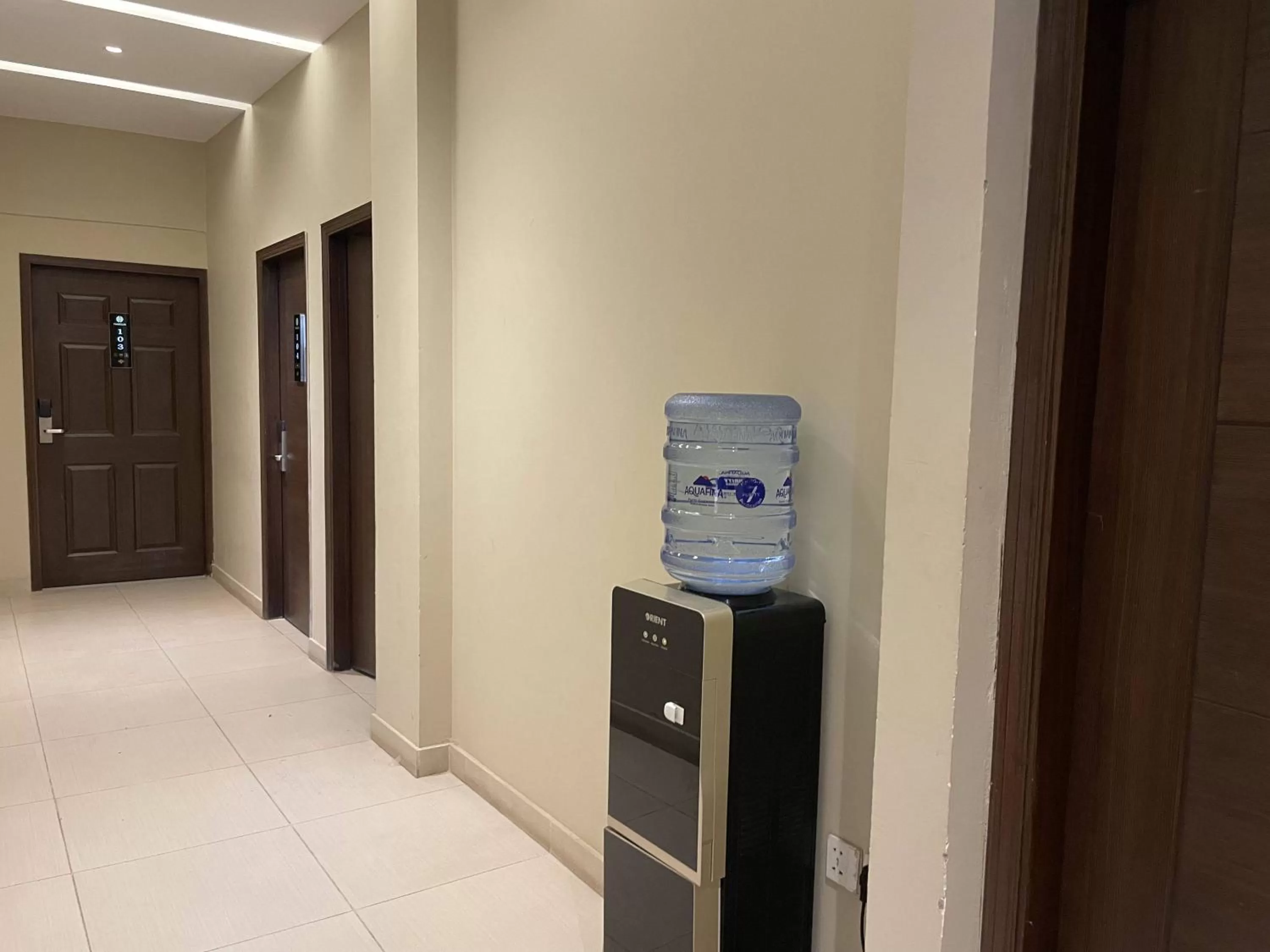 Facade/entrance in Hamsun Shahrah-e-Faisal