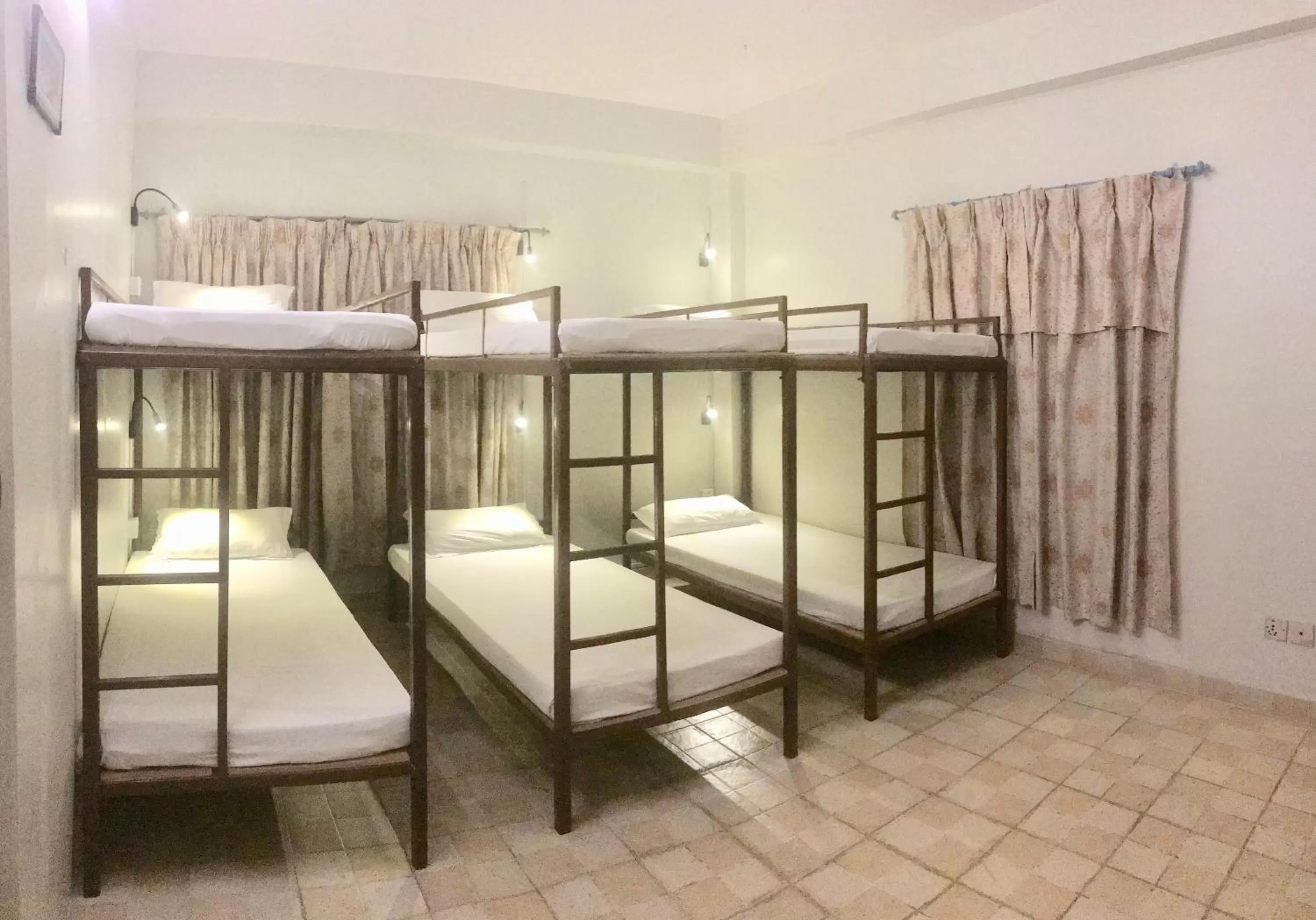 bunk bed, Bed in The North Face Inn