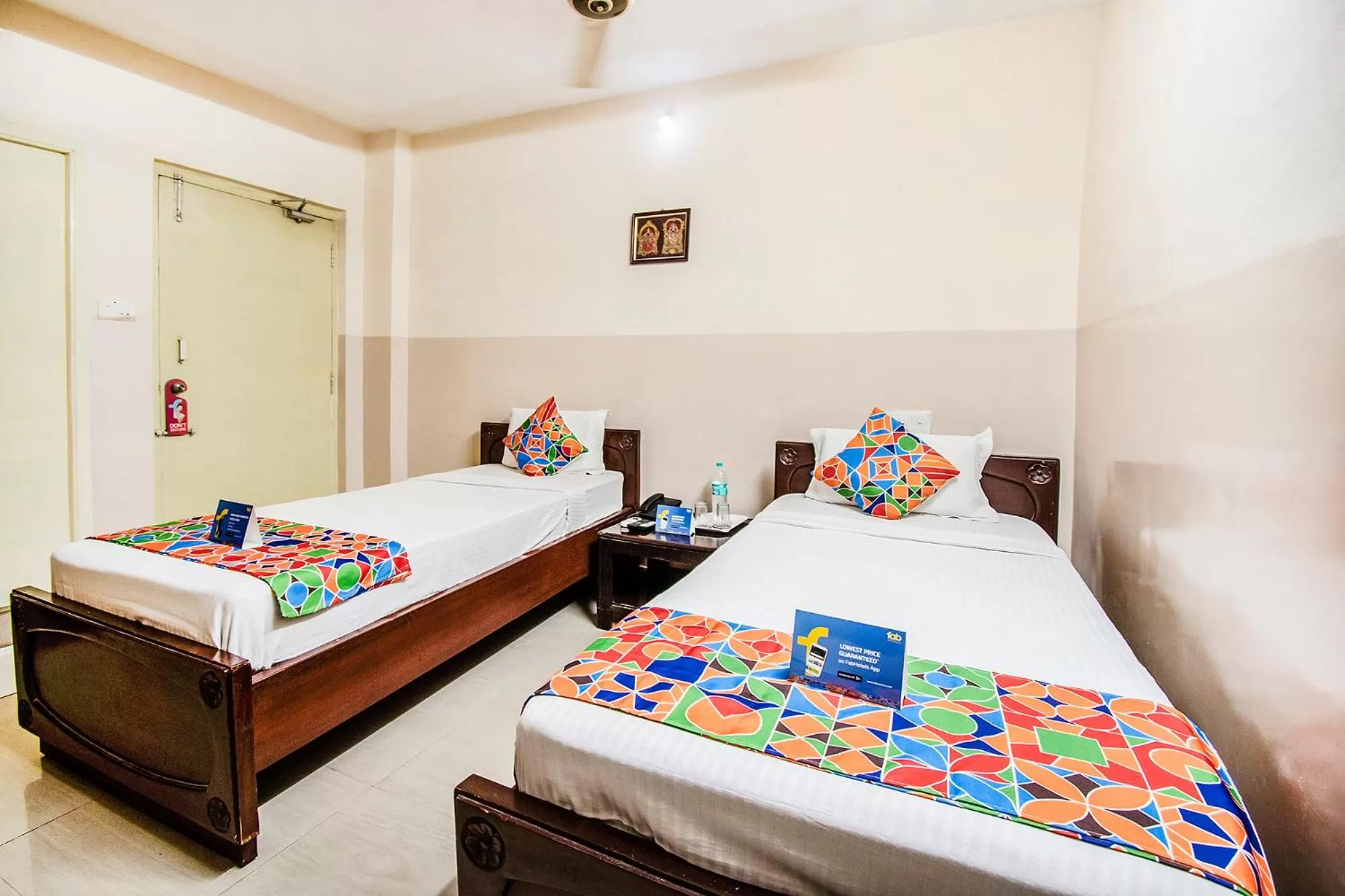 Bedroom, Bed in FabHotel Aditya Yatri Nivas